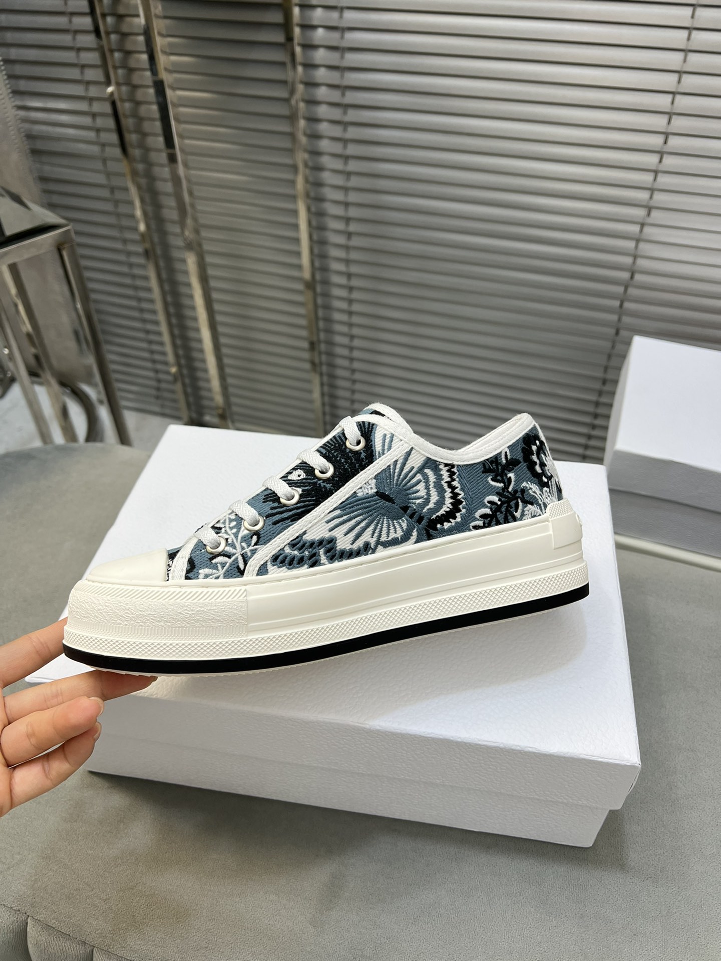 Dior Walk'n'Dior Embroidered Canvas Sneakers Heavy Duty Platform Shoes 6 i1713338641 6302 3