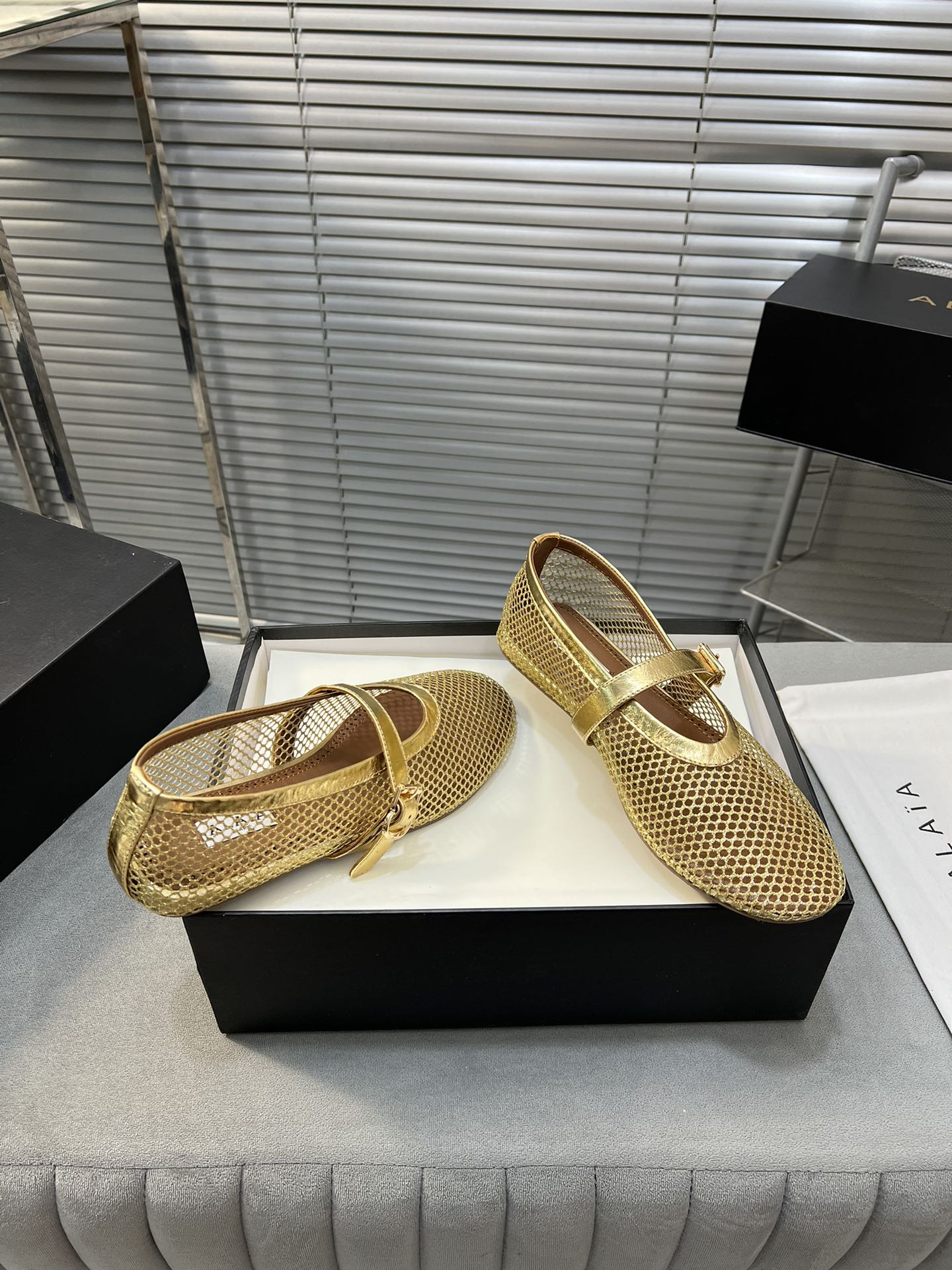 Alaia Ballet Flats: Stylish, Comfortable, Sheepskin, Rubber Sole, Top Market Quality. - 图片 5