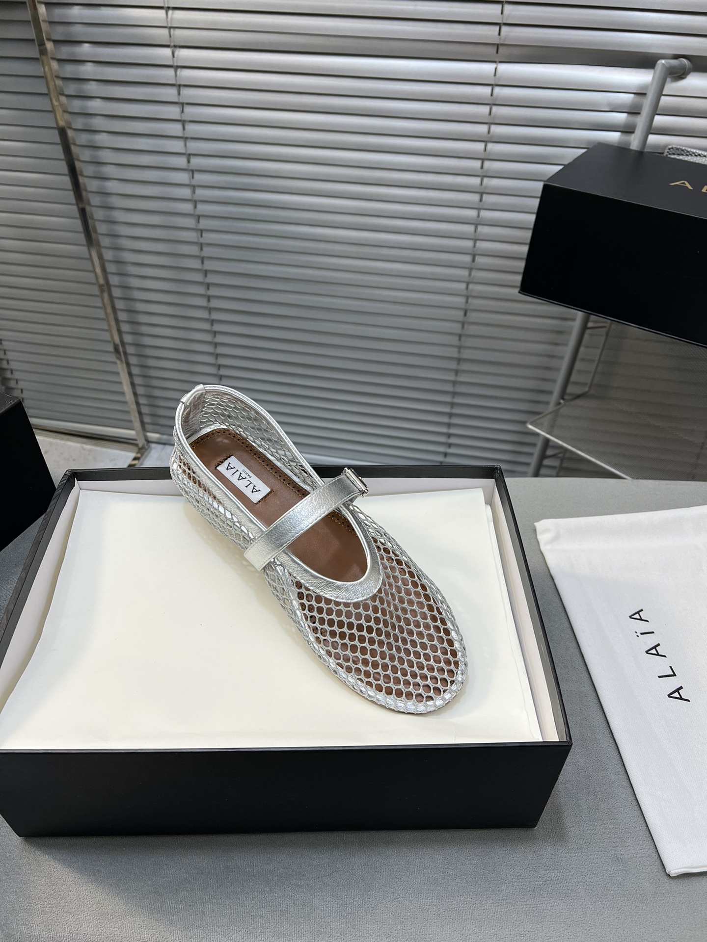 Alaia Ballet Flats: Sheepskin, Rubber Sole, Simple Style, Top Market Quality. - 图片 8