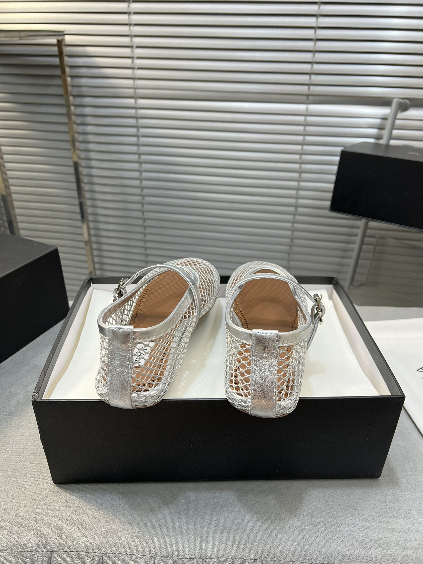 Alaia Ballet Flats: Sheepskin, Rubber Sole, Simple Style, Top Market Quality. - 图片 6