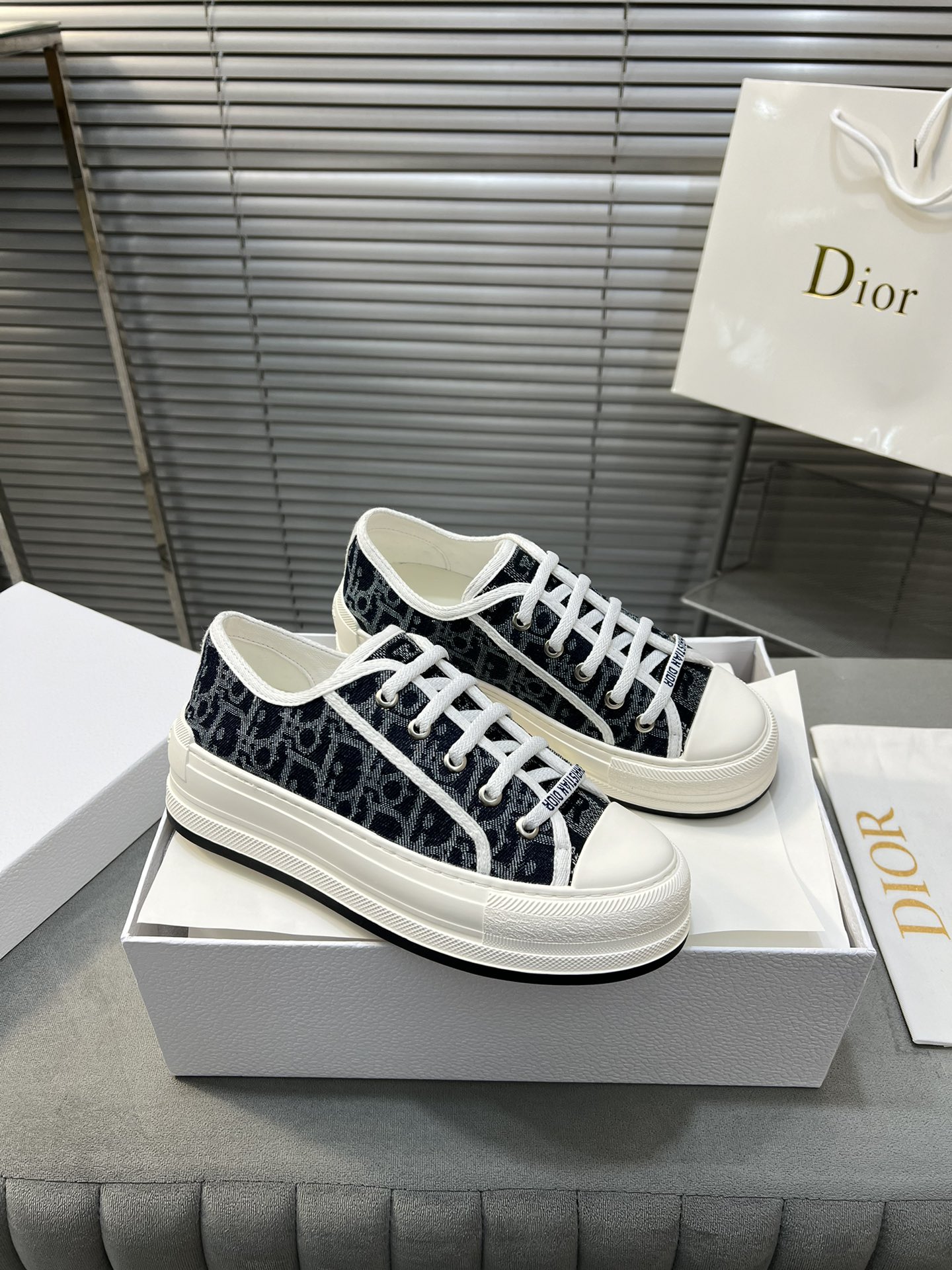Dior Walk'n'Dior Heavy Embroidered Canvas Sneakers Thick Sole Fashion Shoes