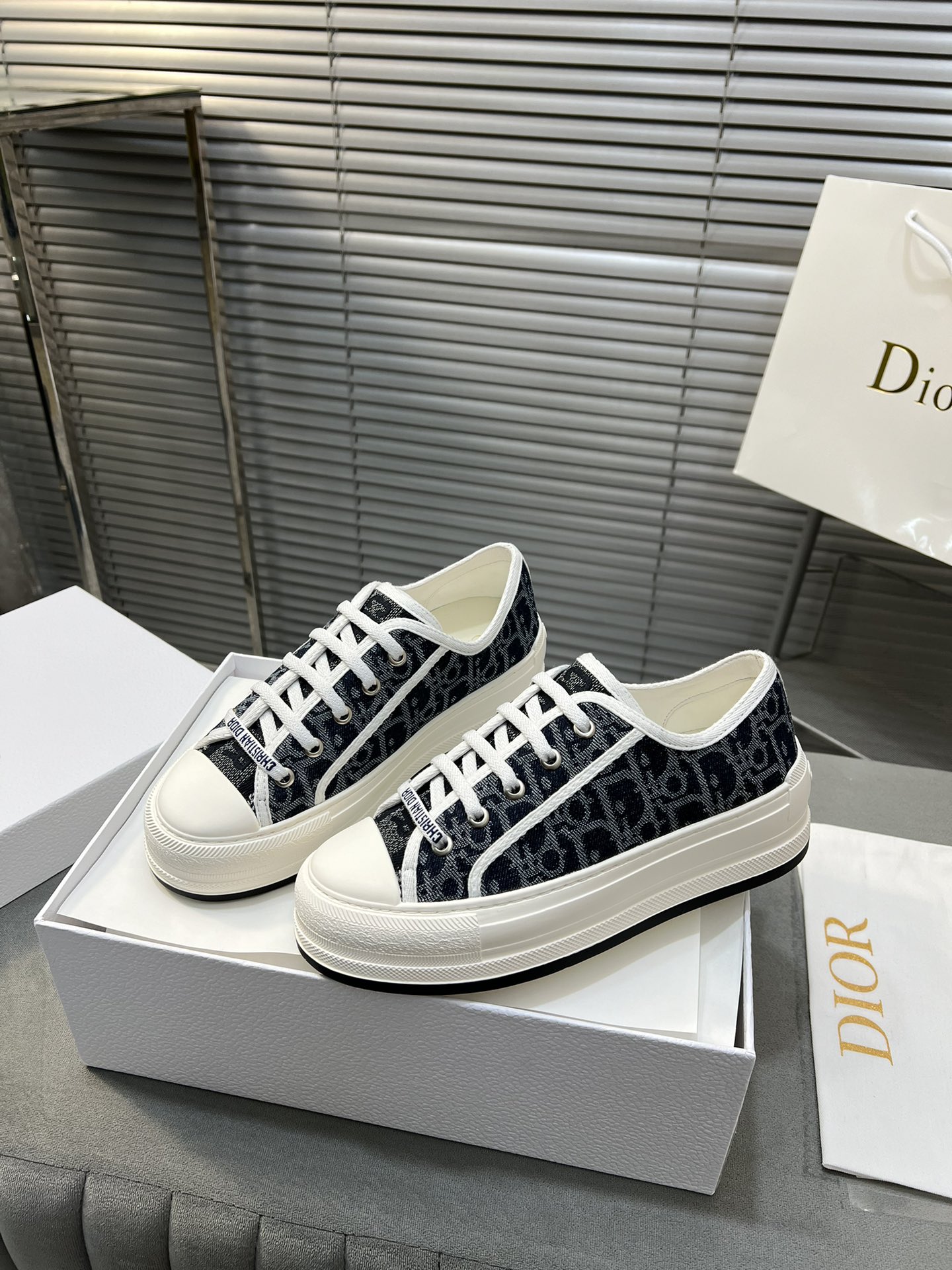 Dior Walk'n'Dior Heavy Embroidered Canvas Sneakers Thick Sole Fashion Shoes 4 i1716655850 3692 8