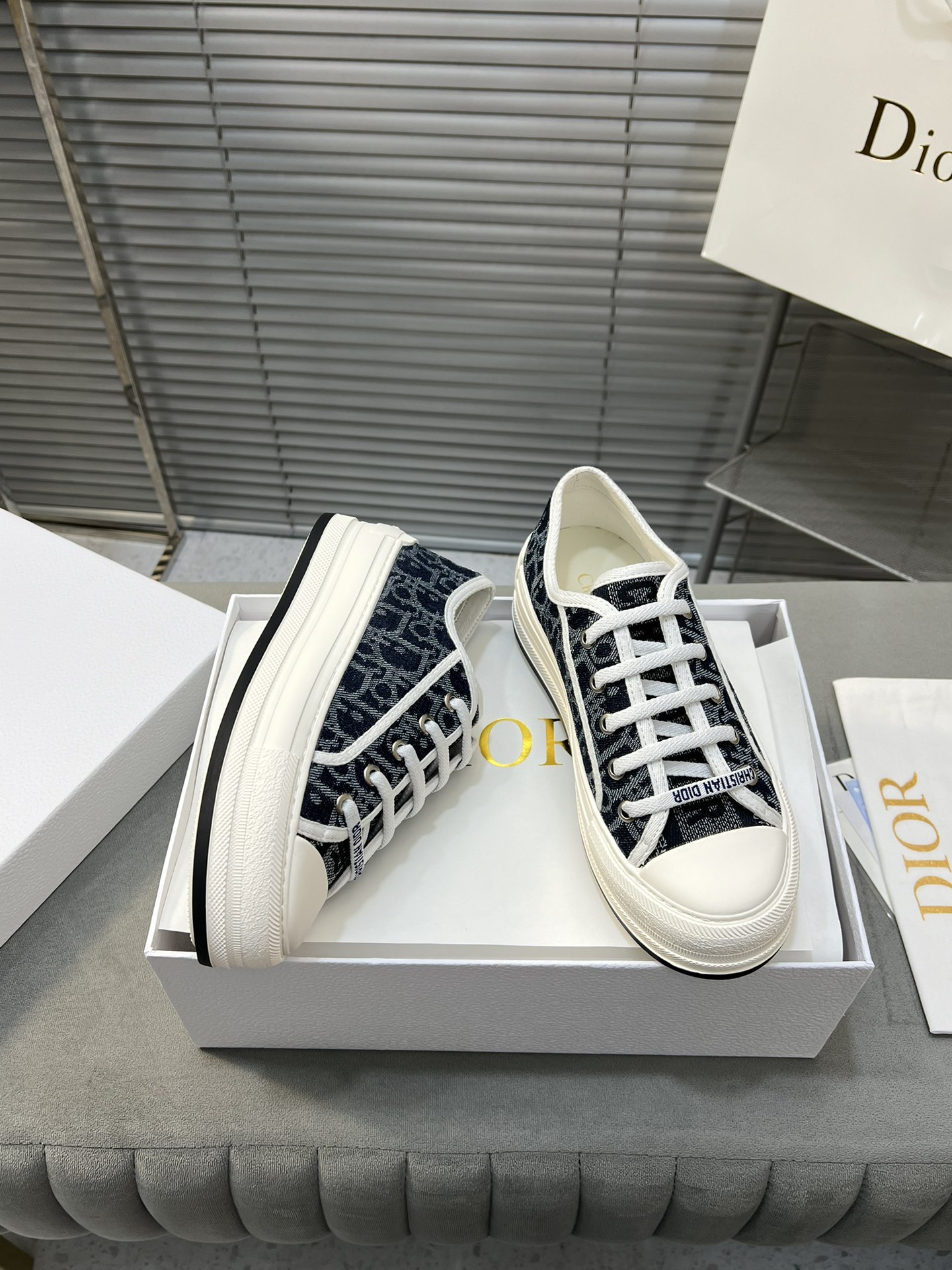 Dior Walk'n'Dior Heavy Embroidered Canvas Sneakers Thick Sole Fashion Shoes 5 i1716655850 5041 1