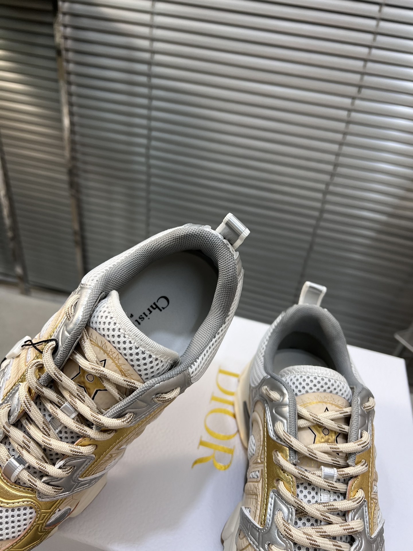 Dior Chrono Sneakers - Sporty, Stylish, and Comfortable Luxury Footwear 7 i1720189920 290 0