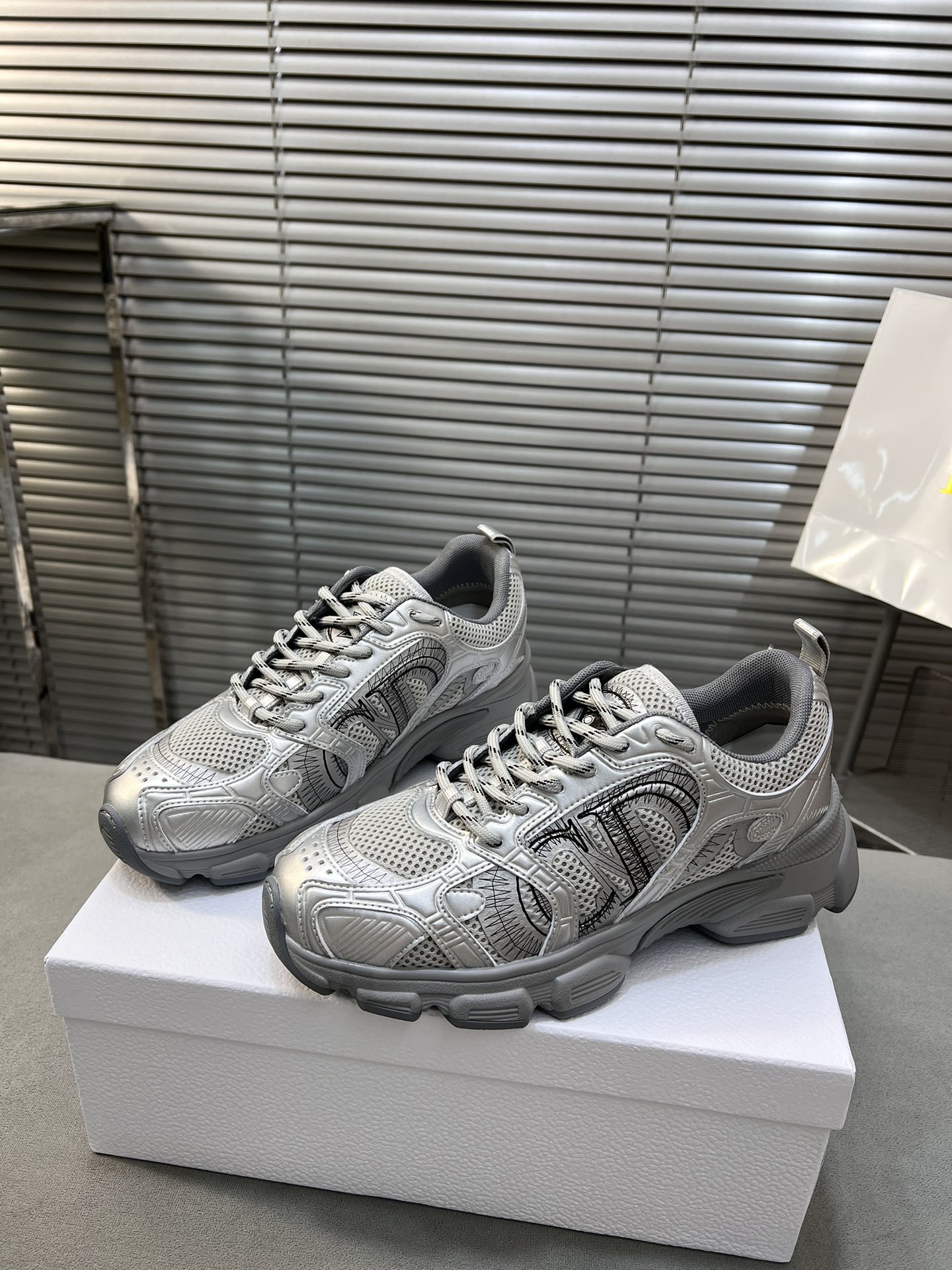 Dior Diorr Chrono Sneakers Trendy Athletic Shoes, Silver 4 i1720190002 7143 0