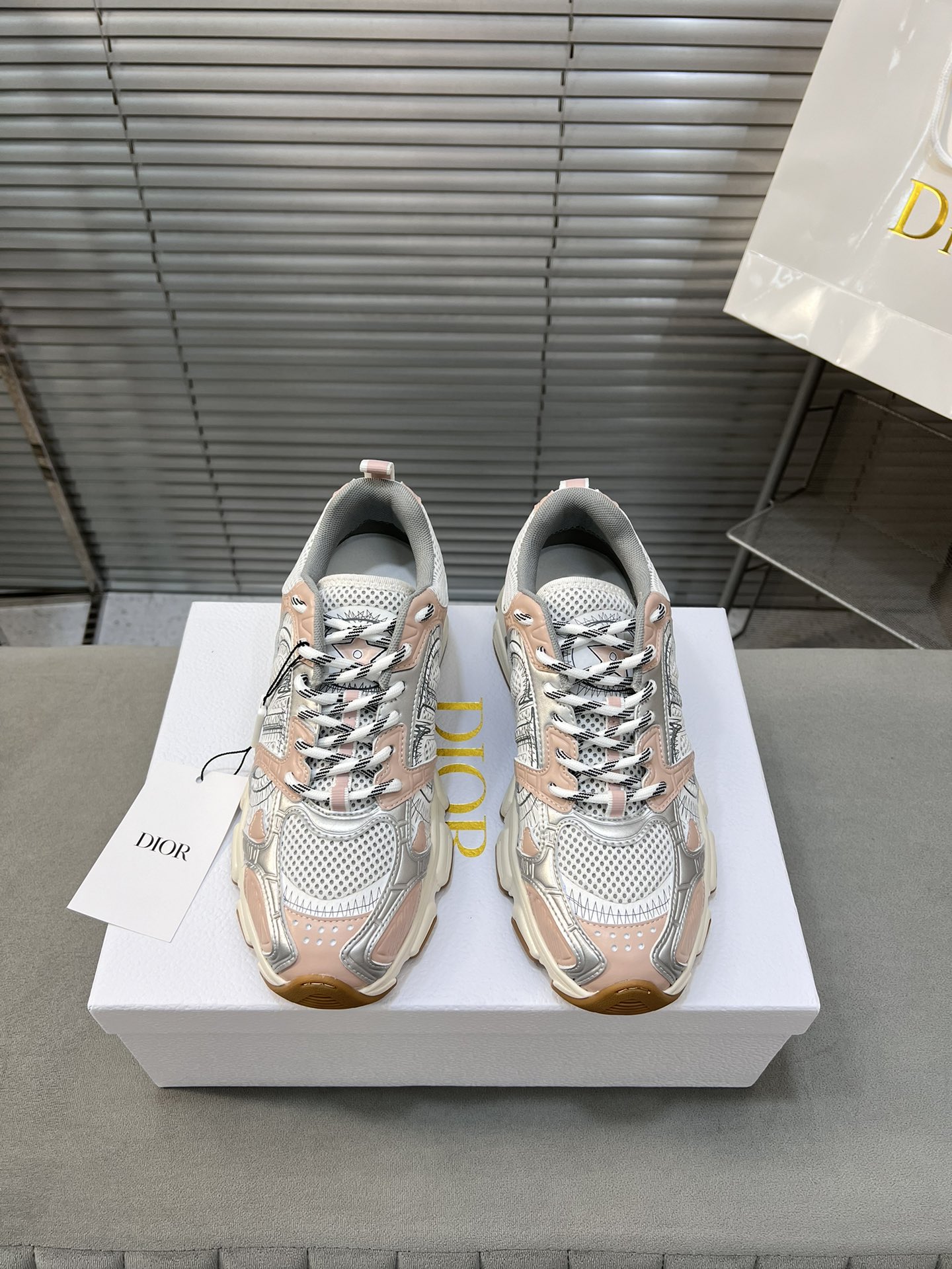 Dior Diorr Chrono Sneakers: New 2025 Trendy Casual Running Shoes 3 i1720190066 1995 1