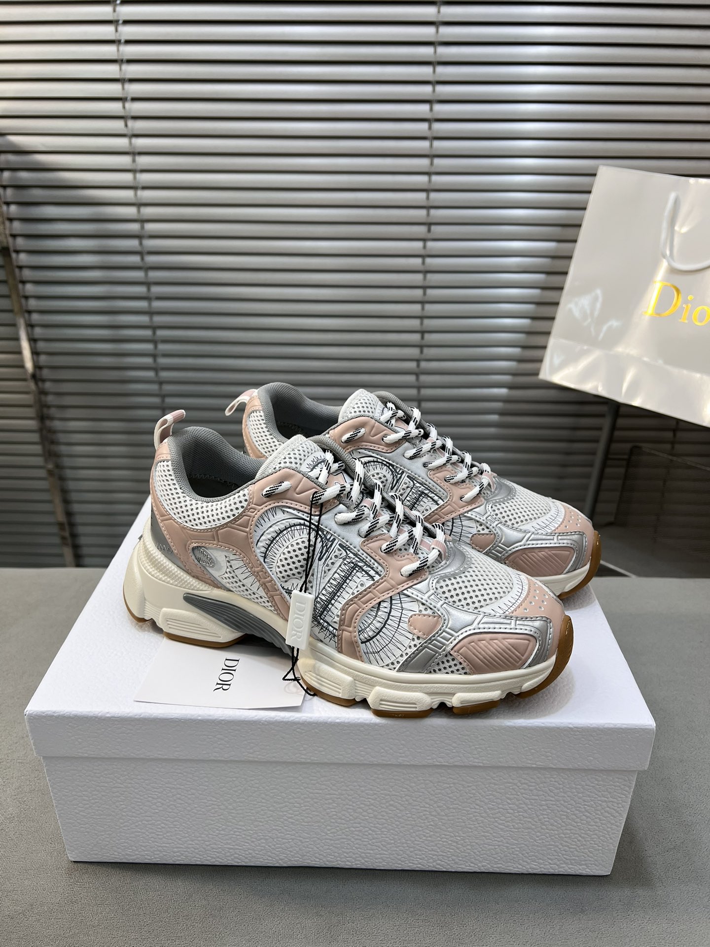 Dior Diorr Chrono Sneakers: New 2025 Trendy Casual Running Shoes 2 i1720190066 9892 5
