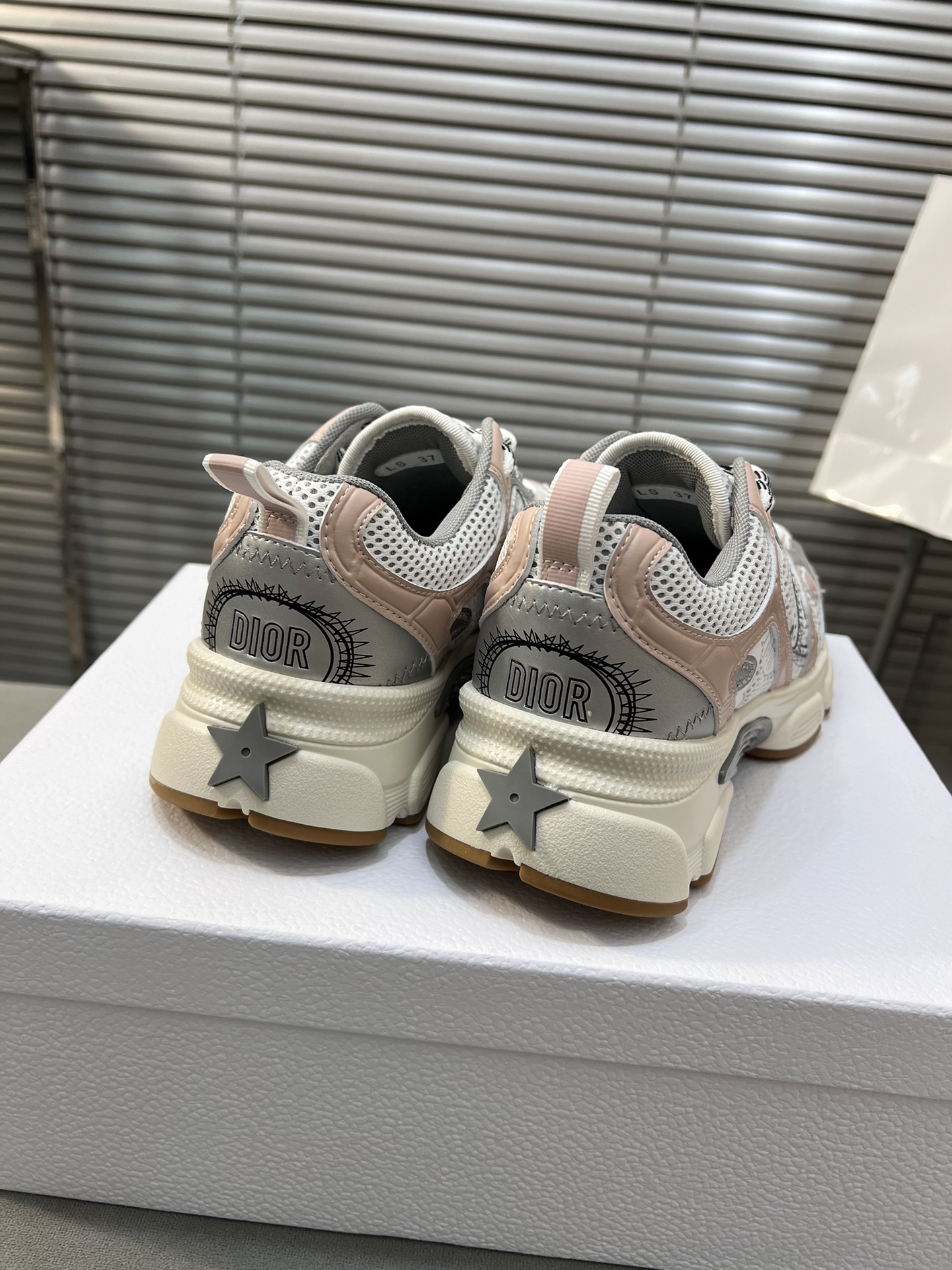 Dior Diorr Chrono Sneakers: New 2025 Trendy Casual Running Shoes 9 i1720190659 8600 0