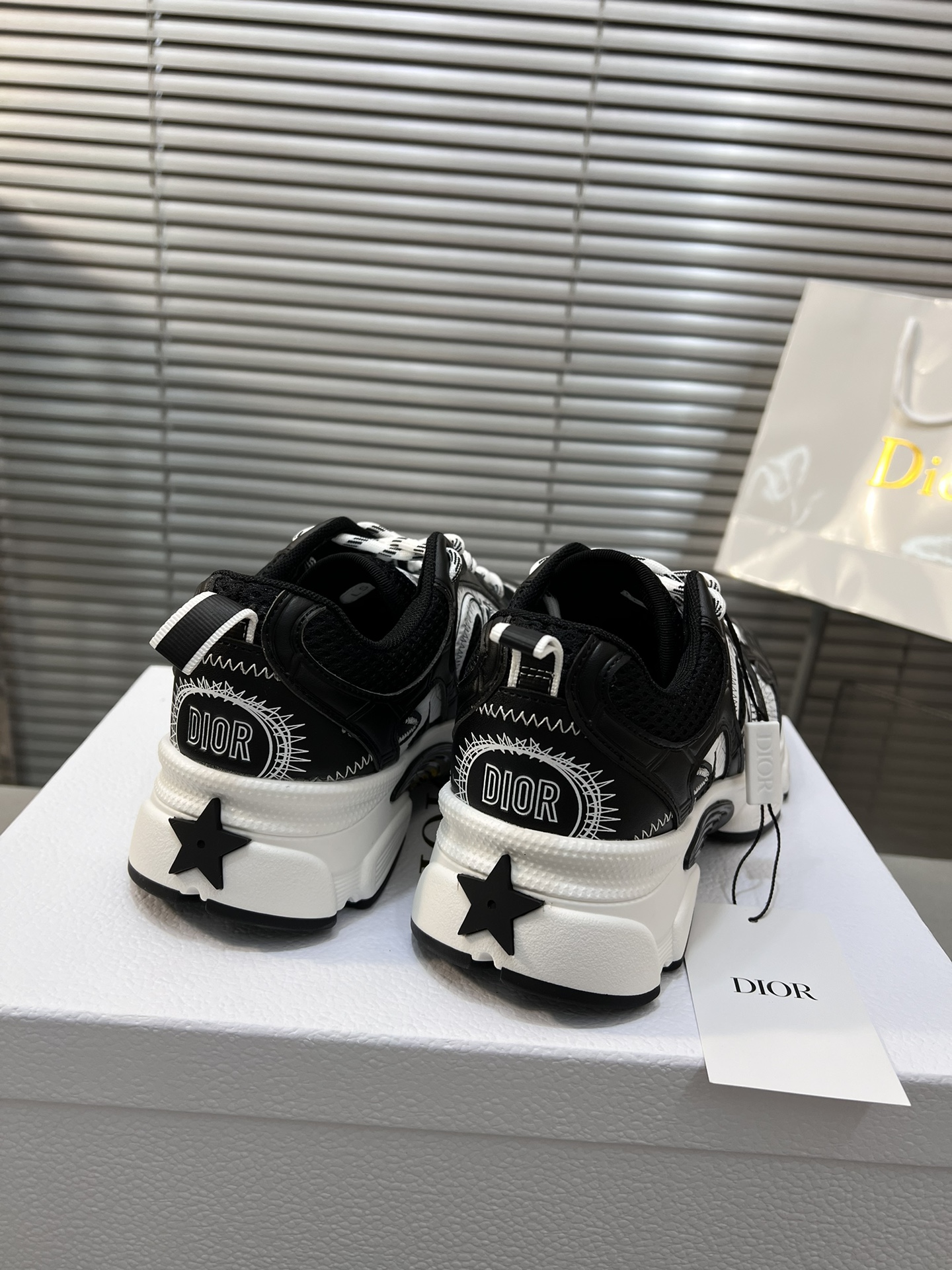 Dior Chrono Black & White Sneakers, Designer Casual Shoes, Sporty Chic 9 i1720190745 8930 0