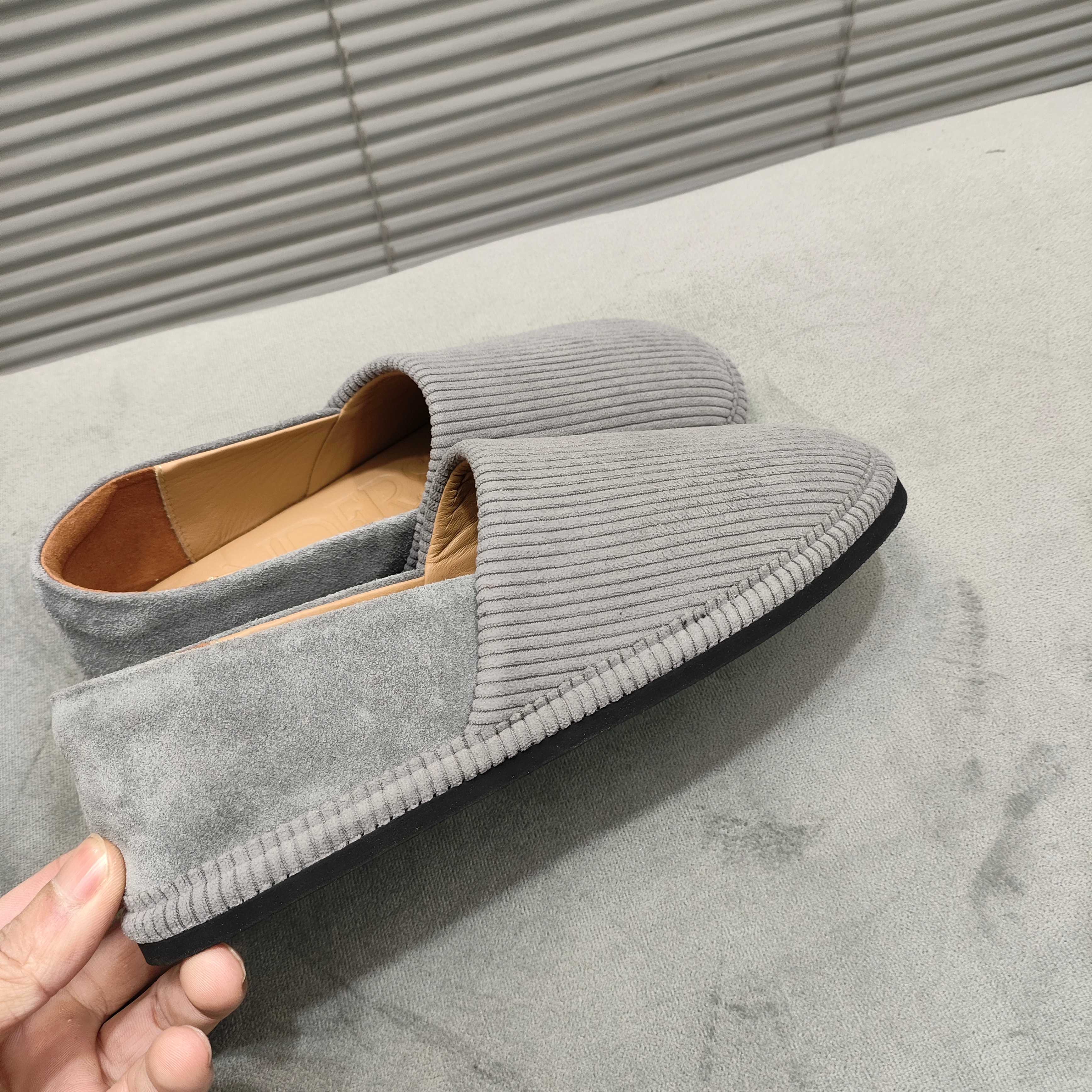 JW Anderson 2024 Spring/Summer Runway Loafers - Simple Twill Fabric 7 a1742369658906 7413