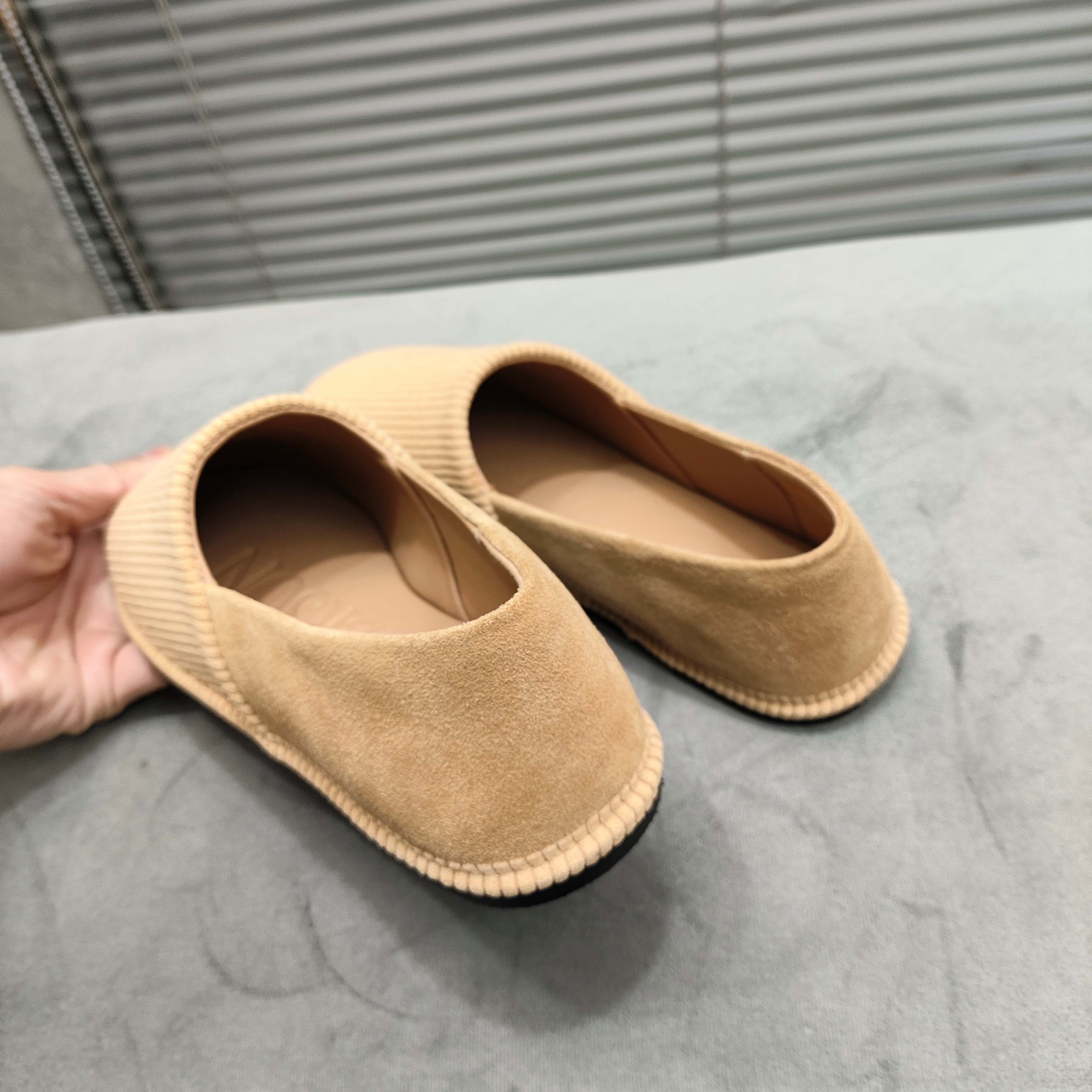 JW Anderson Women's Simple Twill Loafers Slip-Ons - Beige, Round Toe 6 a1742369791306 6842