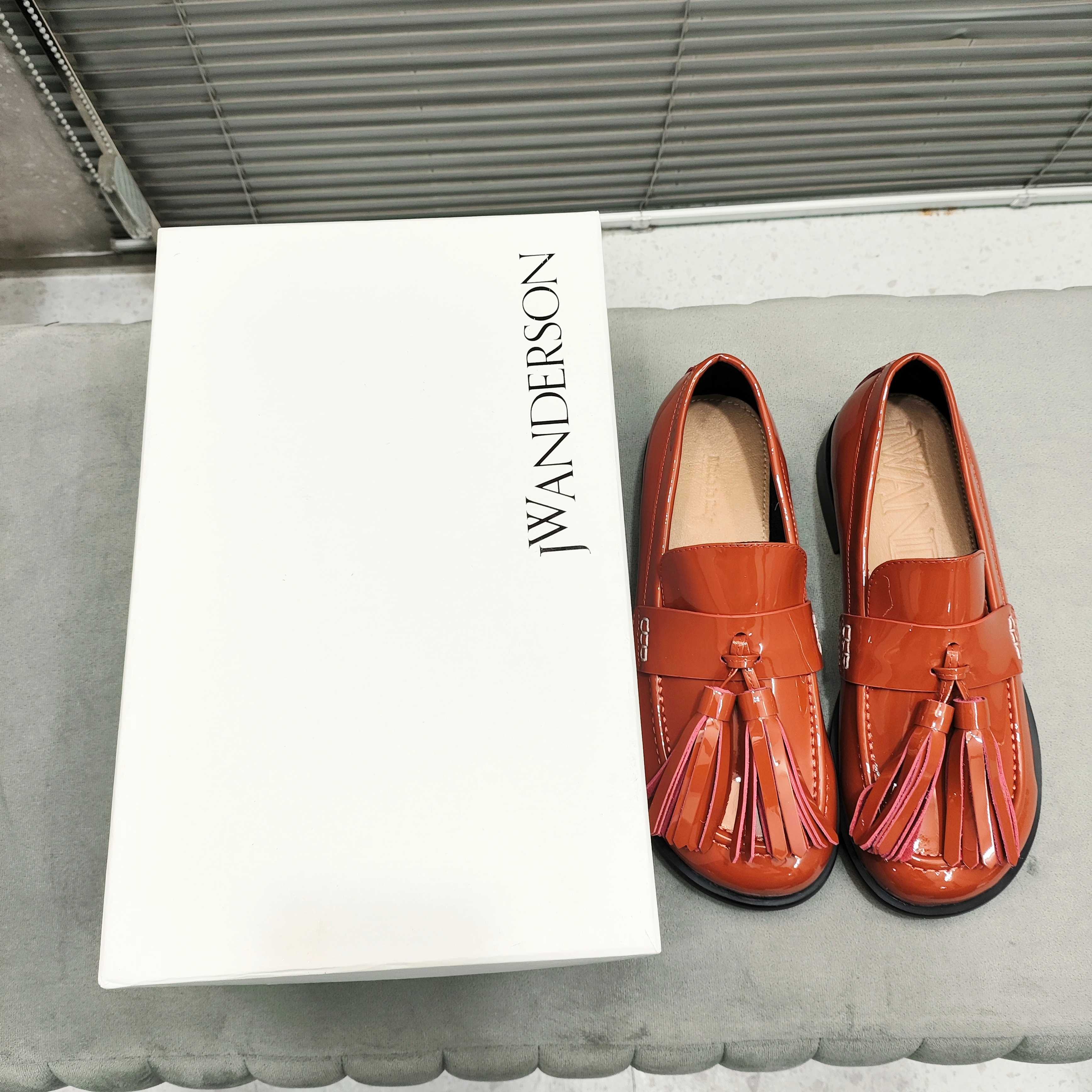 JW Anderson Women's Tassel Loafers Leather Slip-On Shoes 3 a1742370338112 2427