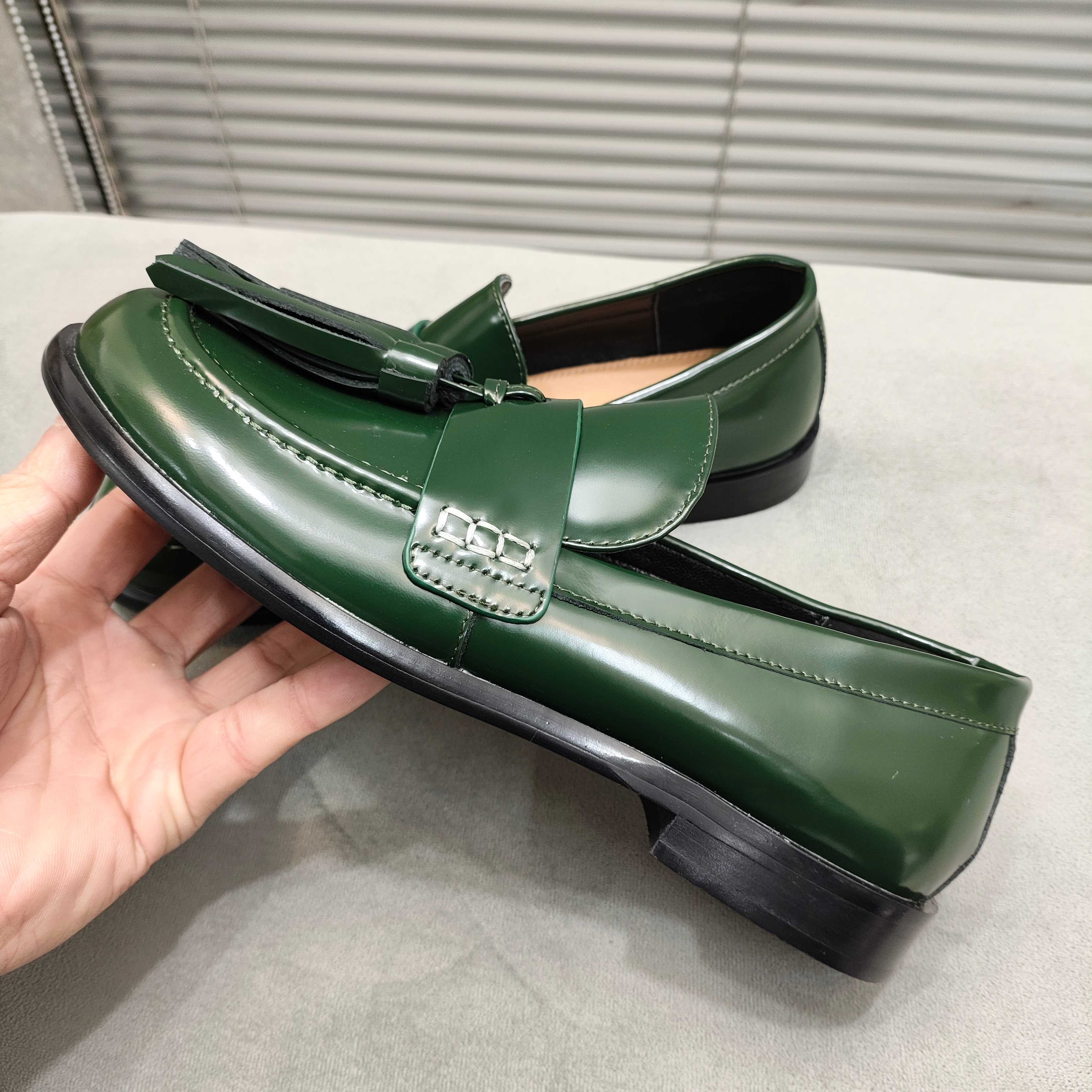 JW Anderson Tassel Loafers, Spring/Summer Fashion Shoes for Women 6 a1742370447894 8364