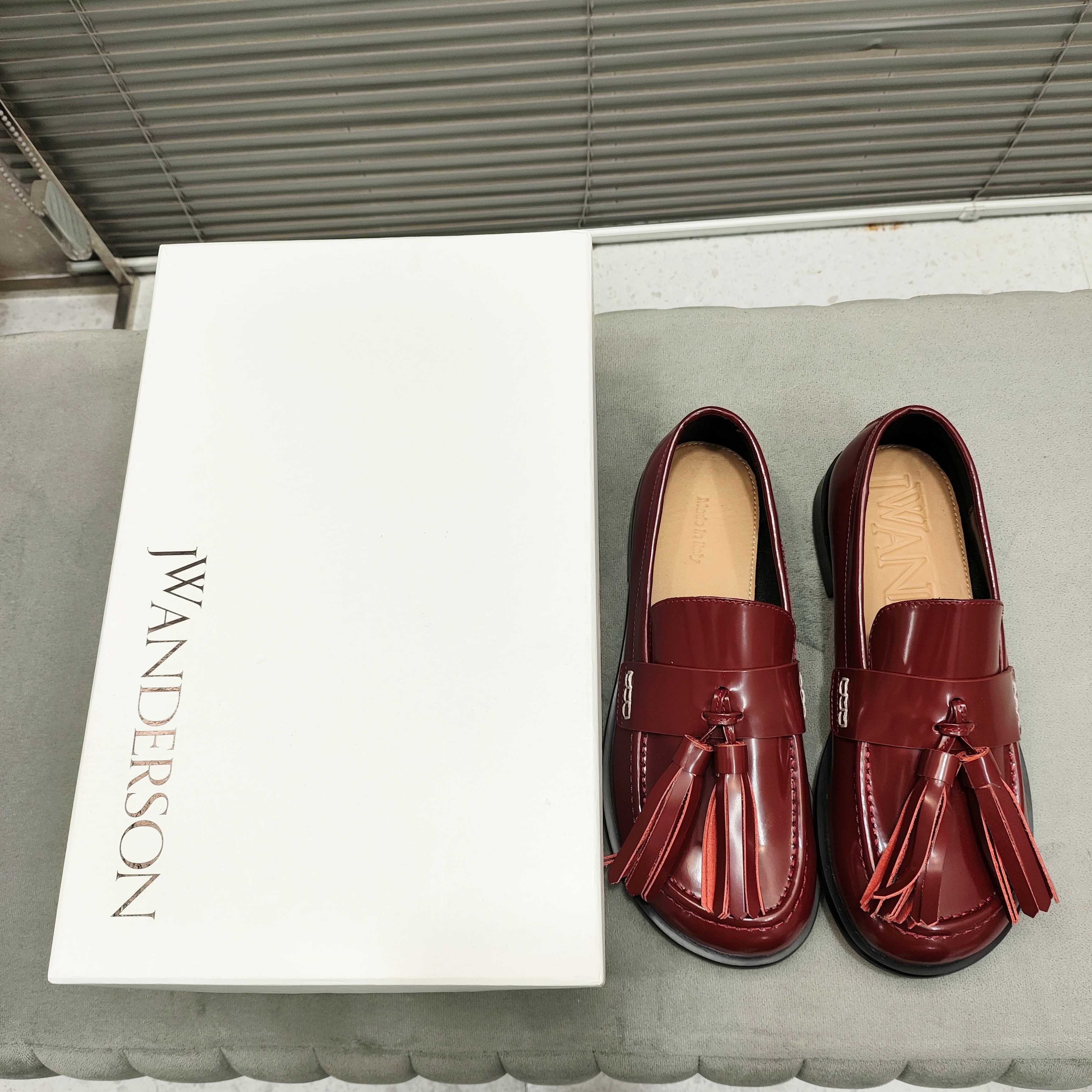 JW Anderson Women's Burgundy Leather Tassel Loafers Slip-On Shoes 3 a1742370489116 5138