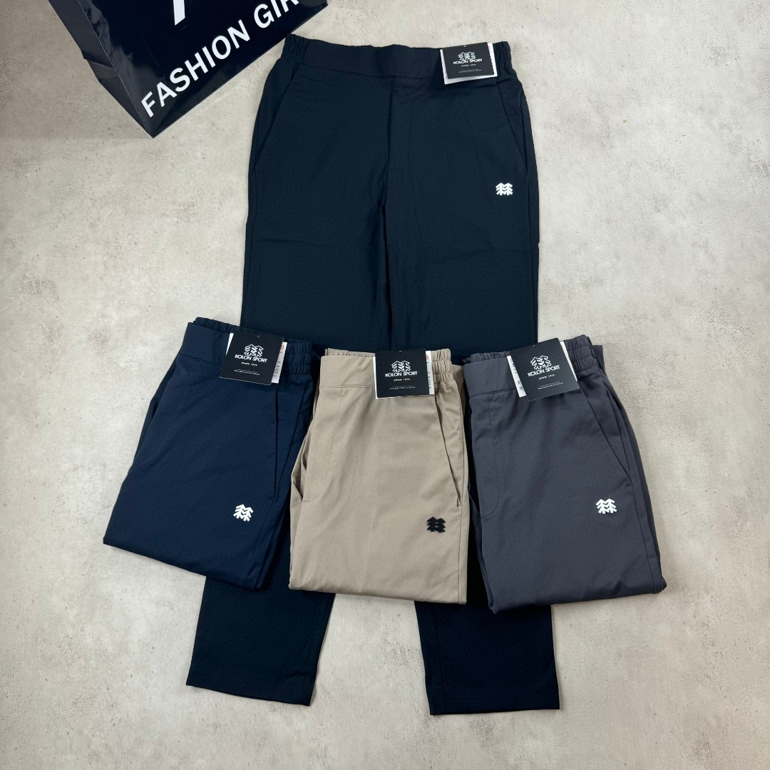 💰110
可隆 KOLON SPORT 春秋高弹窄口九分裤
采用超弹面料，具备良好的透气性和运动自由优良的户外登山四面弹 休闲裤，简洁的造型非常大气、轻便/高弹力/吸湿/排汗！
 日常上班 户外运动都可以穿。裁剪采用立体三维裁剪使每个部位都更加的合体舒适。
颜色：黑色 卡其  藏青  深灰色
尺码：S-XXL
尺码   腰围     臀围      裤长
 S      68-76      100       95
 M     76-84      106       97
 L      84-92      112       99
XL     92-100    120      101
XXL  100-108   124.5  102
(数据均为手工测量，存在稍许误差)
