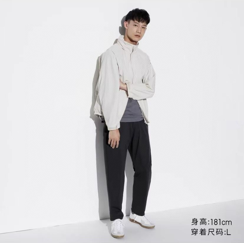 💰110
可隆 KOLON SPORT 春秋高弹窄口九分裤
采用超弹面料，具备良好的透气性和运动自由优良的户外登山四面弹 休闲裤，简洁的造型非常大气、轻便/高弹力/吸湿/排汗！
 日常上班 户外运动都可以穿。裁剪采用立体三维裁剪使每个部位都更加的合体舒适。
颜色：黑色 卡其  藏青  深灰色
尺码：S-XXL
尺码   腰围     臀围      裤长
 S      68-76      100       95
 M     76-84      106       97
 L      84-92      112       99
XL     92-100    120      101
XXL  100-108   124.5  102
(数据均为手工测量，存在稍许误差)