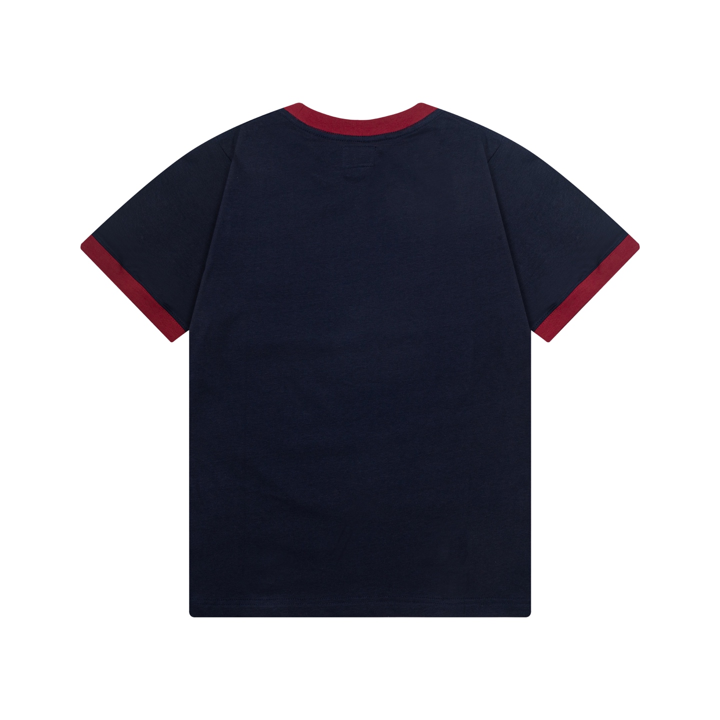 P69💰
【洋基队立体毛巾绣T恤暴富警报】  
1️⃣ 胸前NY：立体到能防身！  
不是普通印花！是「3D毛巾绣」！  
立体程度堪比“苍蝇站上去得买意外险”！  
质感炸裂到“地铁安检小哥的手蠢蠢欲动”（别问！问就是正义的质感！）  
穿上它，你就是行走的「纽约地标认证器」！  

2️⃣ 红领红袖：社恐的复活甲！  
这一抹红，不是边！是「人海导航灯」！  
效果堪比“老板，我在工位没失踪！”（视觉冲击力直逼演唱会荧光棒）  
同事找你借纸巾？不！他们只是想多看一眼你的「潮流GPS」！  

3️⃣ 双色王炸，专治选择困难癌！  
▫️ 白色款：江湖诨号“反光板战神”  
显白效果=“素颜出门被夸打了水光针”  
百搭技能=“套麻袋都像高定”  
▫️ 藏青款：人送外号“显瘦界灭霸”  
视觉瘦5斤=“吃完火锅敢称体重”  
耐脏指数=“咖啡泼了都像设计款”  
成年人全都要？行！两件下单送“防吃土护身符”（包邮暗示）  

4️⃣ 版型的千层套路：1件顶10件！  
配牛仔裤=“美式复古在逃巨星”  
配大裤衩=“下楼倒垃圾像走秀”  
配西装裤=“灵魂在棒球场，肉体在写PPT的行为艺术家”  
一衣多穿？这是「衣柜经济学博士」的毕业作品！  

---  

【严肃的灵魂拷问】（才怪）  
❓ “我不懂棒球能穿吗？”  
穿上它，连楼下大爷都问你“洋基队今年胜率咋样？”——不懂装懂的神装！  
❓ “怕撞衫尴尬癌发作？”  
放心！撞了也是“潮人的英雄所见略同”！  
而且咱有“苍蝇打滑级立体标”，高仿见了直接跪喊“大哥”！  
❓ “社恐穿上会变身吗？”  
会！秒变“社牛（经病）”！  
红边加持+NY瞩目=“路人求合照的移动景点”（温馨提示：自备纽约地图）  

---  

【库存的死亡倒计时】  
比老板画的饼更虚！比周末的懒觉更稀缺！  
⚪️ 白色 & ⚫️ 藏青——正以光速从地球消失！  

---  

【下单的骚操作指南】  
1️⃣ 火速私信本宫！怒吼暗号：  
“钮祜禄·白M，救驾！” 或 “藏青灭霸L，速速护体！”  
2️⃣ 完成“爱的转账”！  
微信/支付宝——本宫24小时收“供奉”  
3️⃣ 坐等“潮圣”降临！  
快递小哥将脚踏七彩祥云（电驴）为您献上“龙袍”  

---  

【血泪的温馨提示】  
尺码很老实！别幻想“M码穿出XXXL流浪诗人风”——咱不玩行为艺术！  
实物比文案更疯！买家秀可能引发“朋友圈文艺复兴”！  
犹豫就会白给！明天别人穿新衣，你只能“旧T恤：你看我还有机会吗？”  

---  

🔥【行动代号：T恤的复仇者联盟】  
私信！NOW！  
让你的衣柜从“冷宫”晋级“C位登基”！  

穿洋基T恤，  
当不了棒球界MVP，  
也要当工位的时尚恐怖分子！  
冲啊！⚾️  
颜色 藏青色 白色
尺码S M L XL XXL