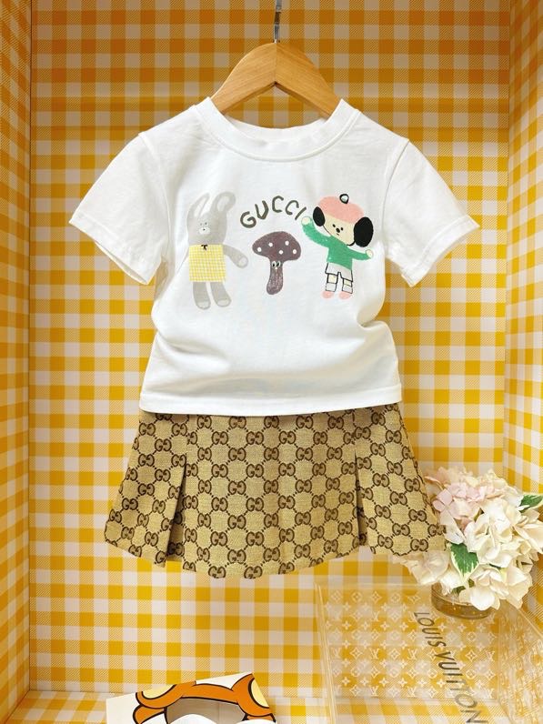 Gucci Kids White T-Shirt & GG Logo Skirt Set - Adorable Children's Outfit