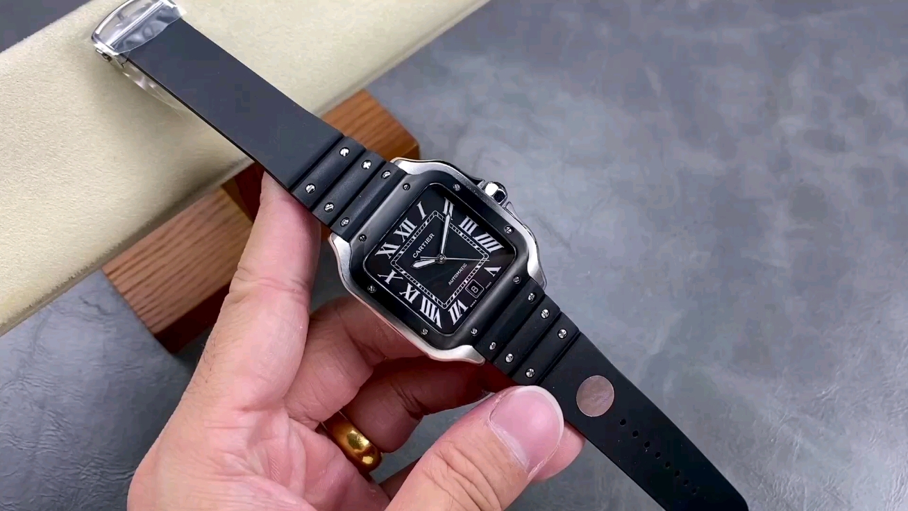 Cartier 全新THB 山度士胶带款 开模2023最新卡地亚 山度士