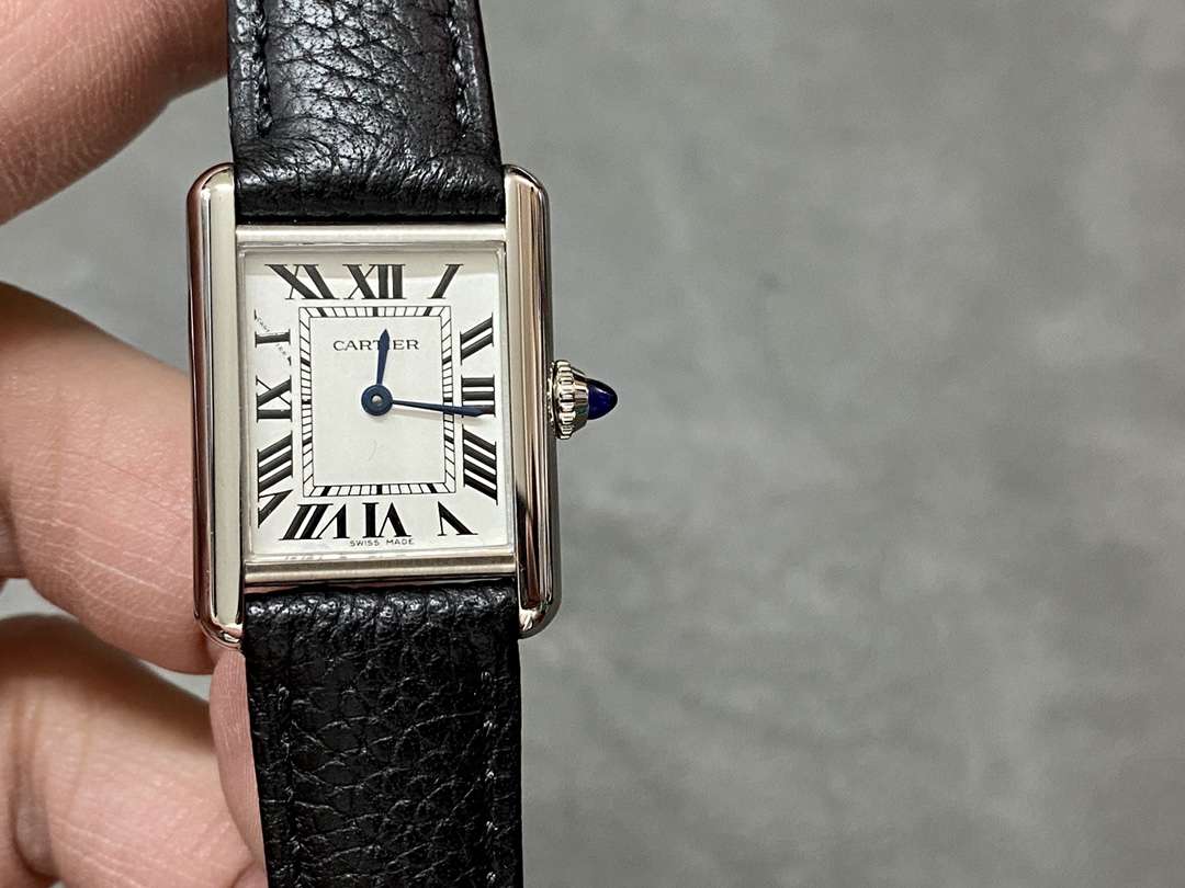 Cartier F1厂卡地亚TANK MUST de Cartier全系列倾情打造 中号33 7*25
