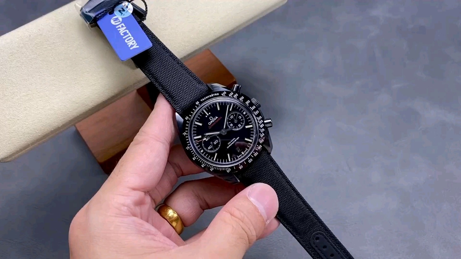 OMEGA Reloj Negro Pulido Nylon 9300 Movement