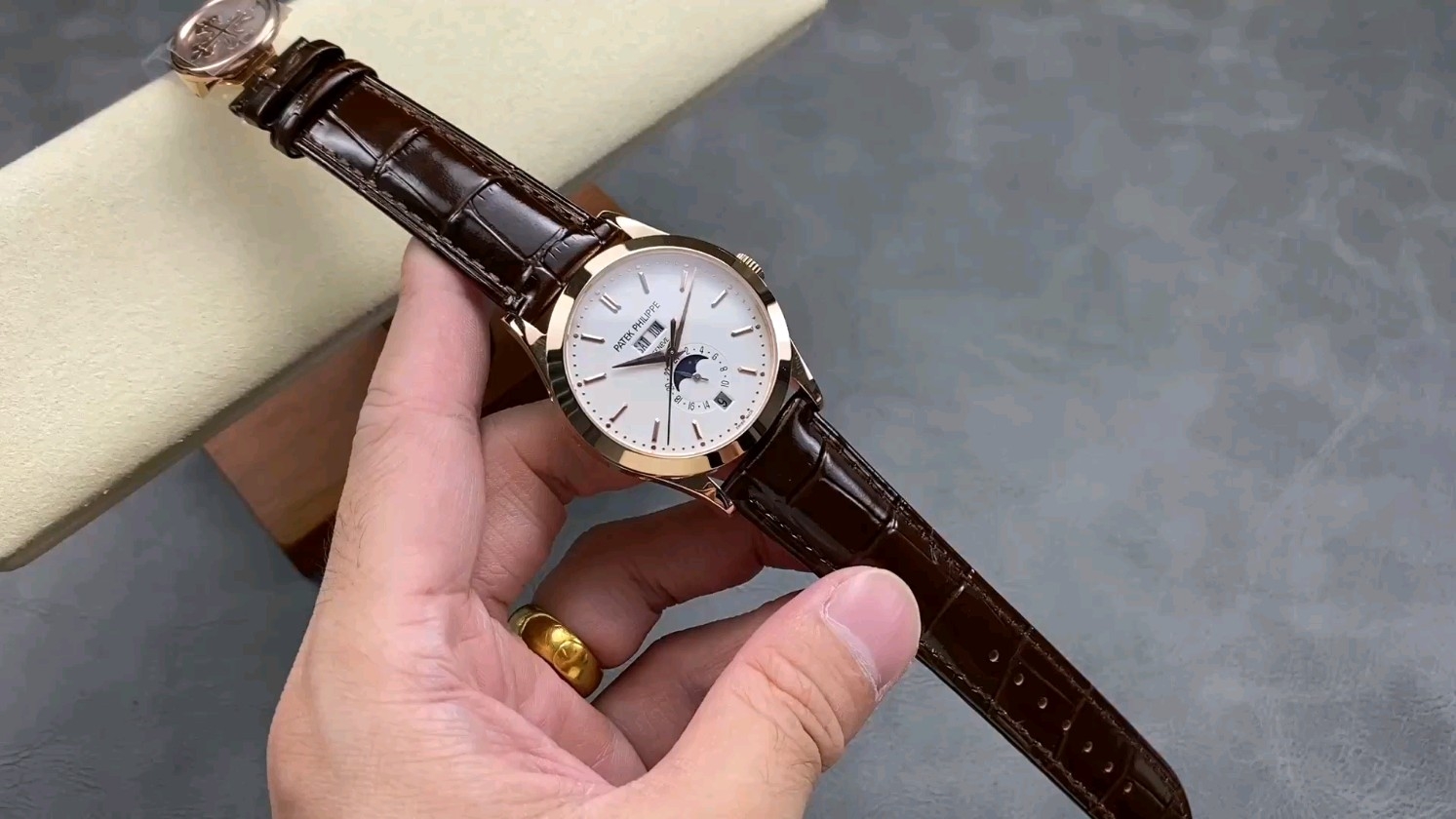 Patek Philippe Nuevo
 Reloj Azul