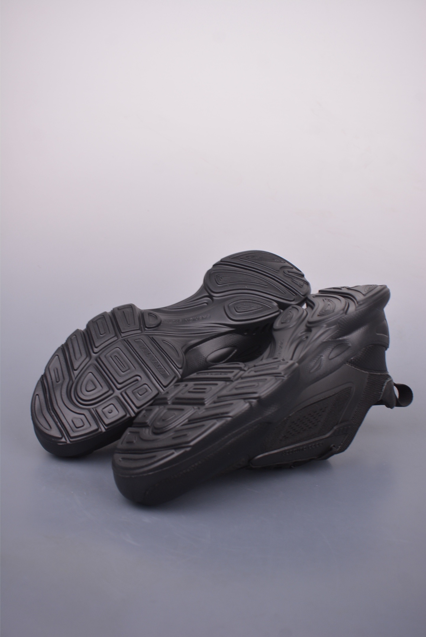 终端供货 ECCO爱步老爹鞋男士夏季新款 飞织网面百搭潮流户外运动鞋  825864黑