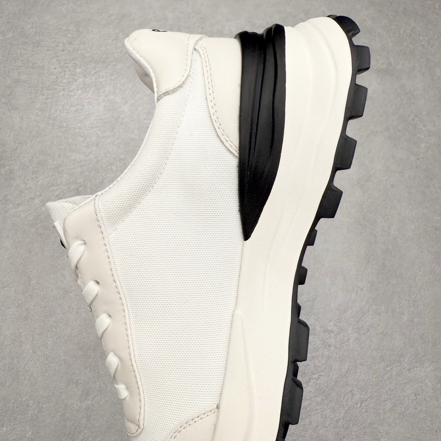 300 756558白 Ecco爱步男鞋百搭运动鞋男款 四季款阿甘鞋休闲华夫鞋复古跑鞋