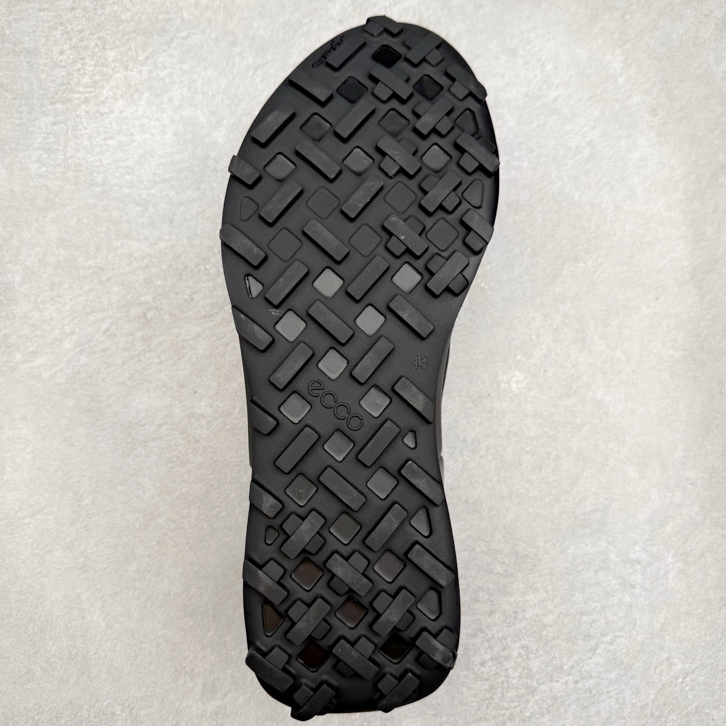 822834黑 ECCO爱步休闲运动鞋男 防水透气跑步鞋-莆田鞋,莆田鞋货源,高仿鞋,高仿鞋货源,安福档口,莆田高仿鞋,莆田鞋批发,高仿鞋批发,莆田高仿运动鞋,高仿运动鞋,莆田运动鞋 822834黑 ECCO爱步休闲运动鞋男 防水透气跑步鞋