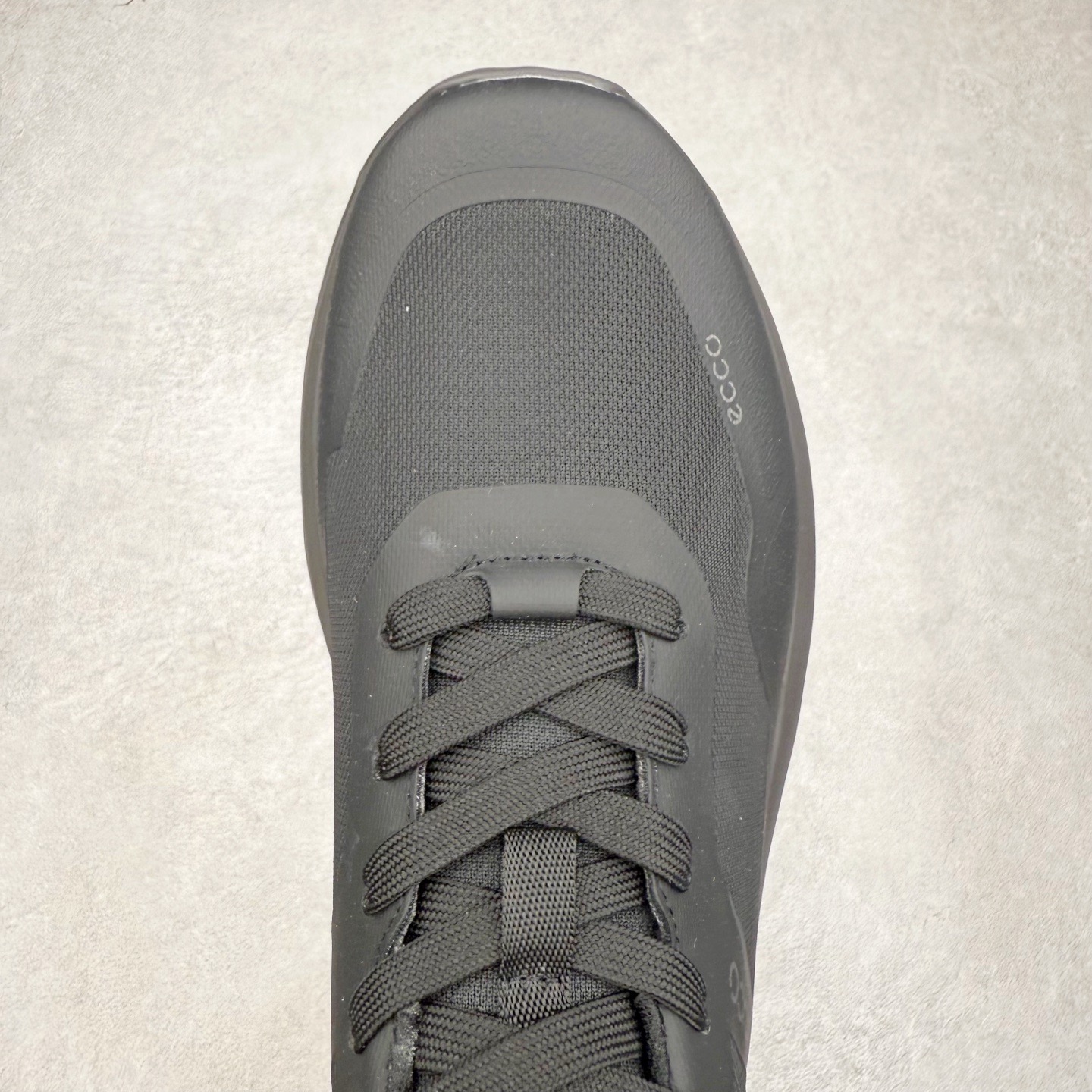 882594黑 ECCO爱步男款运动鞋 户外防水透气防滑复古跑鞋时尚拼接徒步鞋