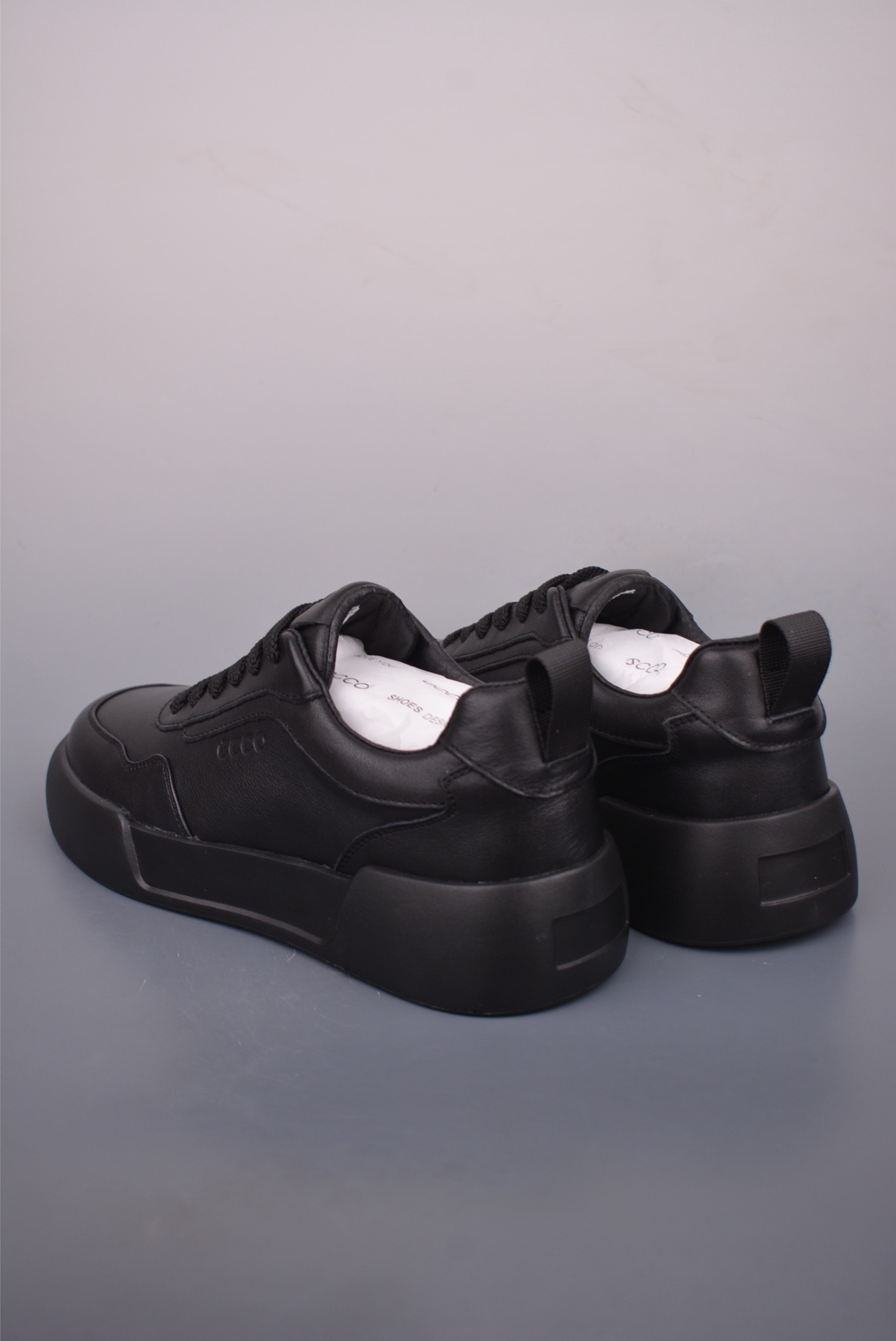 300 ECCO爱步休闲鞋男 25年新款真皮系带舒适板鞋 635335黑-Chinese UA Cheap High Quatity Brand Clothes Bags handbags Sneakers wholesale wholesaler seller from China Factory suppliers Fashion Clothing Shoes best Quality Beautiful Price 300 ECCO爱步休闲鞋男 25年新款真皮系带舒适板鞋 635335黑