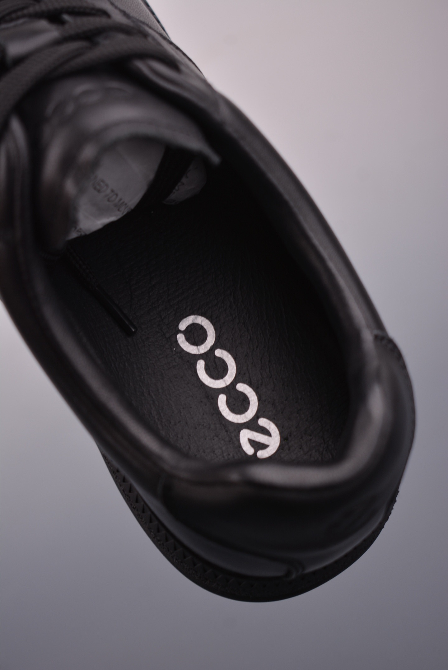 300 ECCO爱步男鞋德训鞋秋 经典时尚百搭舒适小白鞋男 635398黑-Chinese UA Cheap High Quatity Brand Clothes Bags handbags Sneakers wholesale wholesaler seller from China Factory suppliers Fashion Clothing Shoes best Quality Beautiful Price 300 ECCO爱步男鞋德训鞋秋 经典时尚百搭舒适小白鞋男 635398黑