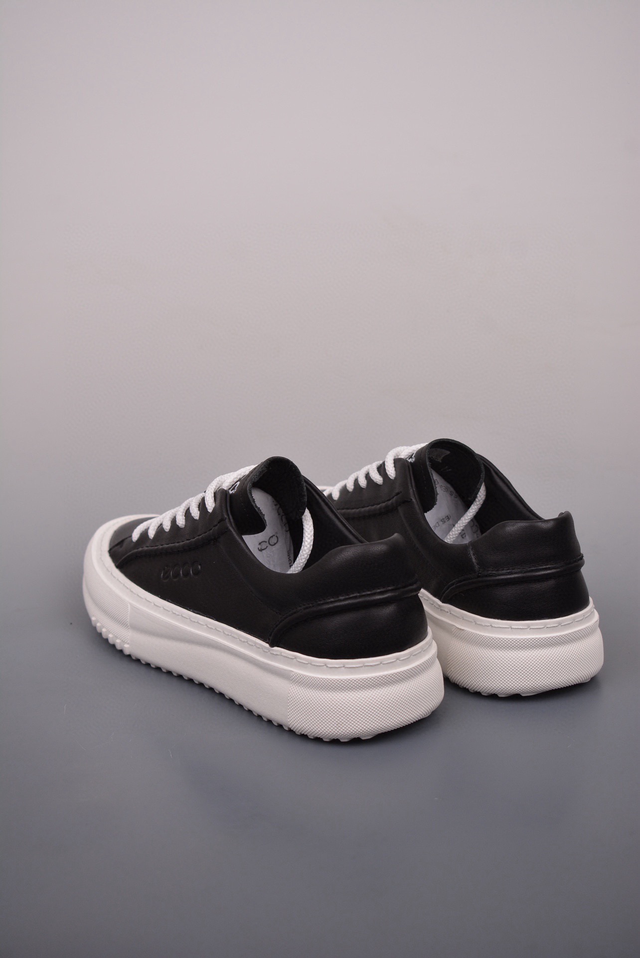 300 ECCO爱步男士休闲小白鞋 简单耐看清爽版型 百搭休闲板鞋 503198黑-Chinese UA Cheap High Quatity Brand Clothes Bags handbags Sneakers wholesale wholesaler seller from China Factory suppliers Fashion Clothing Shoes best Quality Beautiful Price 300 ECCO爱步男士休闲小白鞋 简单耐看清爽版型 百搭休闲板鞋 503198黑