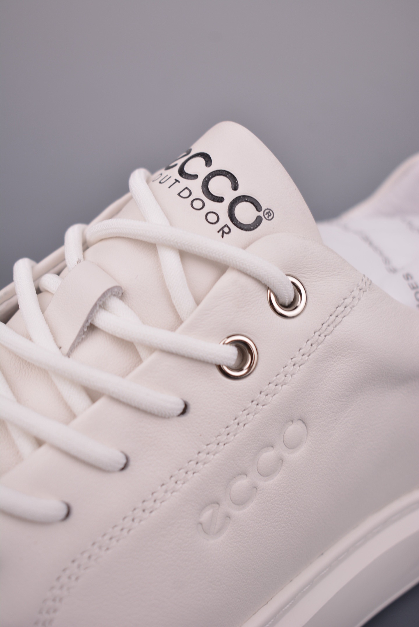 300 Ecco爱步休闲鞋子男鞋 透气防水百搭休闲板鞋 柔酷7号系列经典小白鞋 470364白-Chinese UA Cheap High Quatity Brand Clothes Bags handbags Sneakers wholesale wholesaler seller from China Factory suppliers Fashion Clothing Shoes best Quality Beautiful Price 300 Ecco爱步休闲鞋子男鞋 透气防水百搭休闲板鞋 柔酷7号系列经典小白鞋 470364白