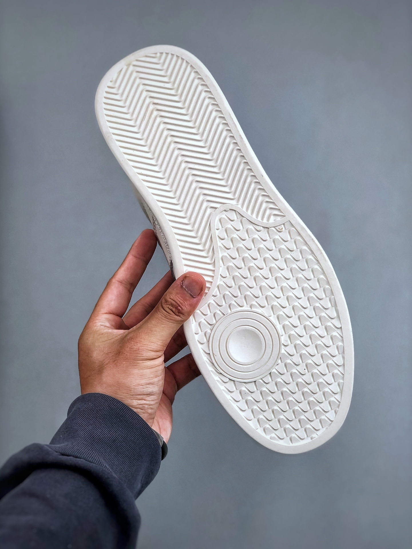 300 ECCO爱步男鞋德训鞋秋 经典时尚百搭舒适小白鞋男 635398白