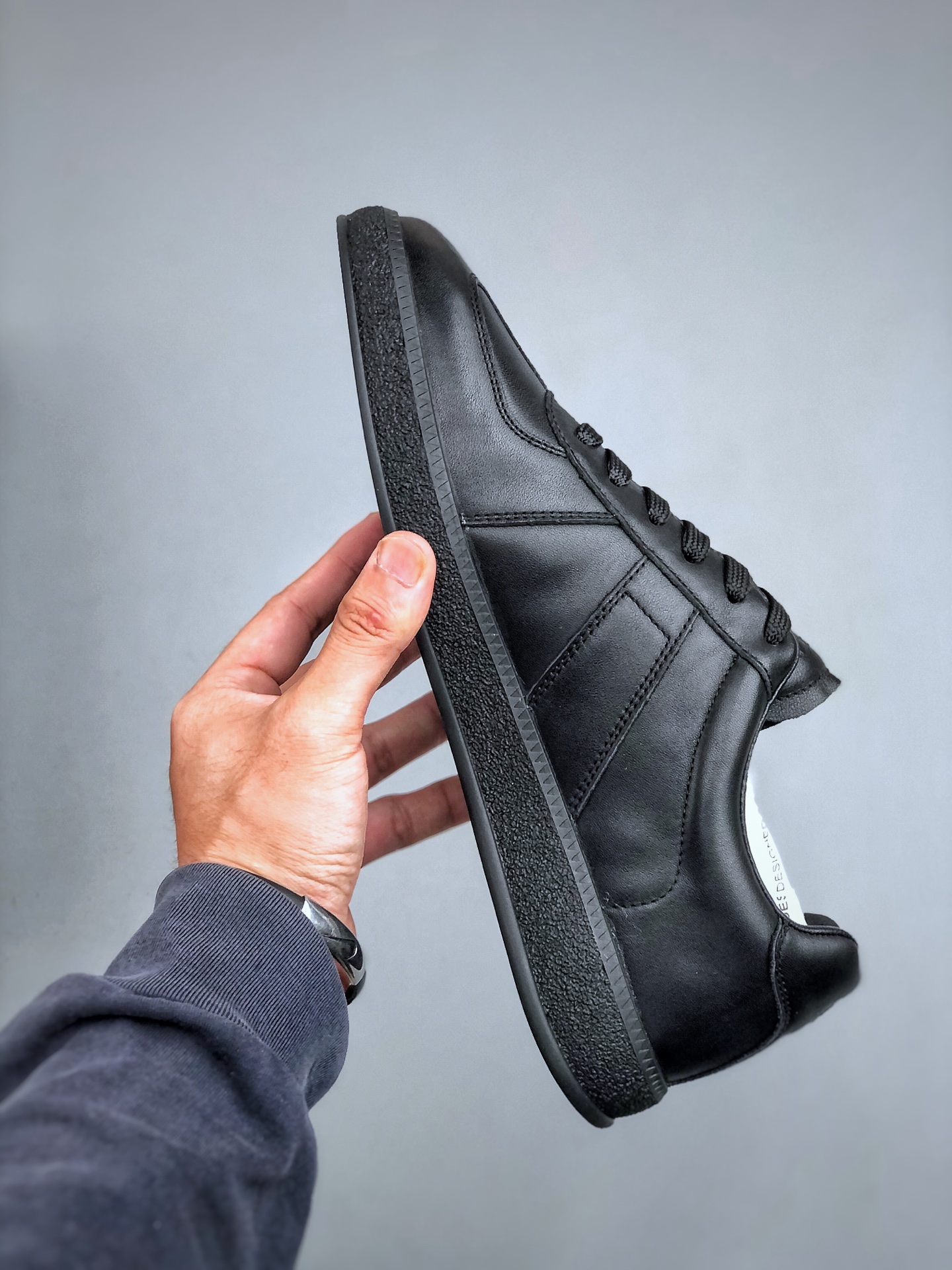 300 ECCO爱步男鞋德训鞋秋 经典时尚百搭舒适小白鞋男635398黑-Chinese UA Cheap High Quatity Brand Clothes Bags handbags Sneakers wholesale wholesaler seller from China Factory suppliers Fashion Clothing Shoes best Quality Beautiful Price 300 ECCO爱步男鞋德训鞋秋 经典时尚百搭舒适小白鞋男635398黑