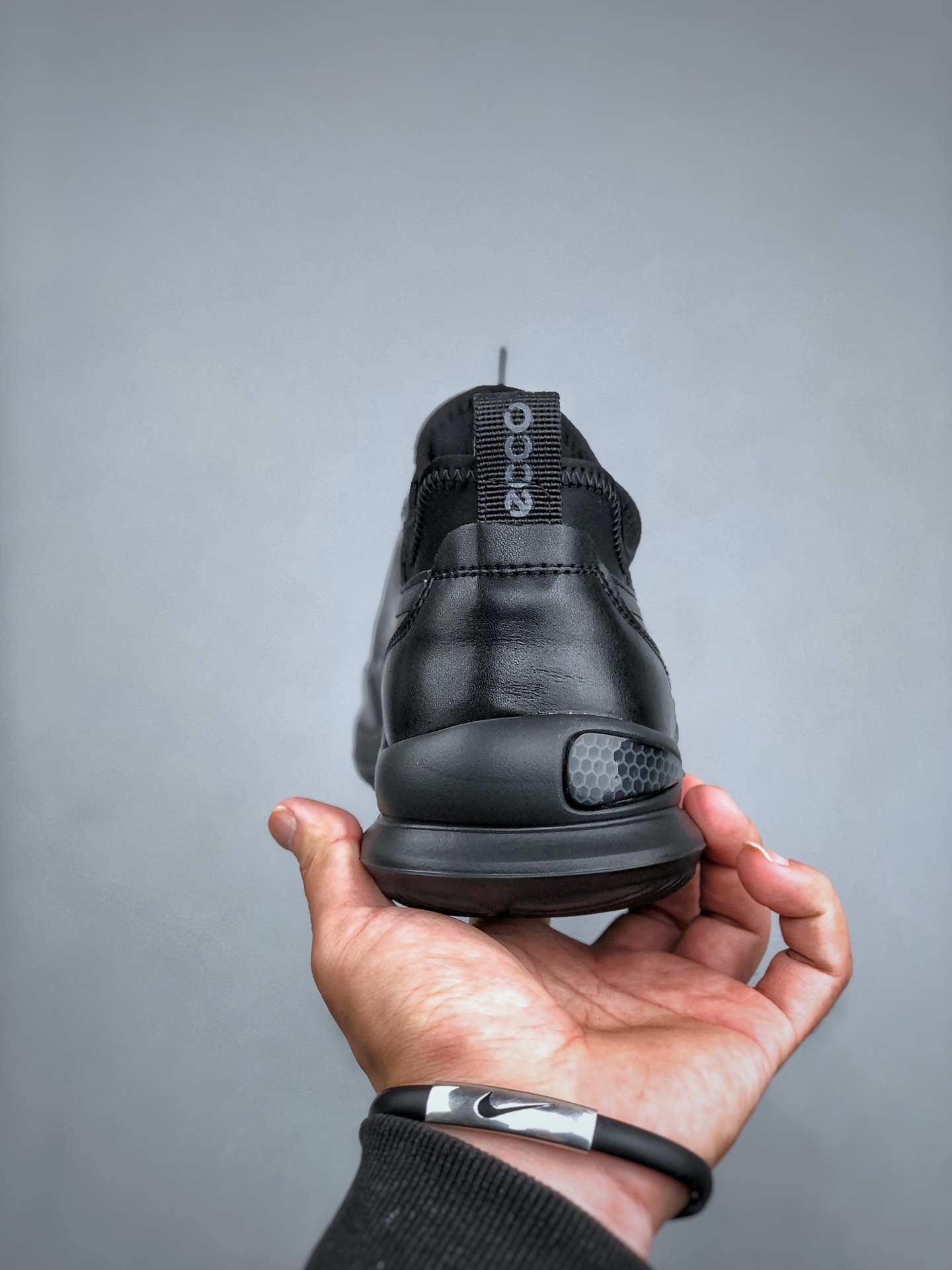 300 Ecco爱步运动鞋男鞋 BIOM2025 透气健步鞋 防滑跑步鞋 516108黑-Chinese UA Cheap High Quatity Brand Clothes Bags handbags Sneakers wholesale wholesaler seller from China Factory suppliers Fashion Clothing Shoes best Quality Beautiful Price 300 Ecco爱步运动鞋男鞋 BIOM2025 透气健步鞋 防滑跑步鞋 516108黑