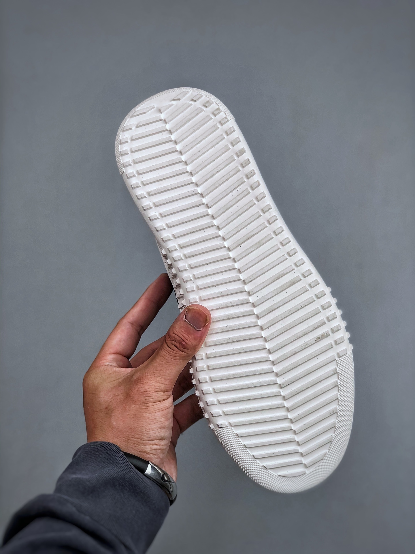 300 ECCO爱步男士休闲小白鞋 简单耐看清爽版型 百搭休闲板鞋 503198黑-Chinese UA Cheap High Quatity Brand Clothes Bags handbags Sneakers wholesale wholesaler seller from China Factory suppliers Fashion Clothing Shoes best Quality Beautiful Price 300 ECCO爱步男士休闲小白鞋 简单耐看清爽版型 百搭休闲板鞋 503198黑