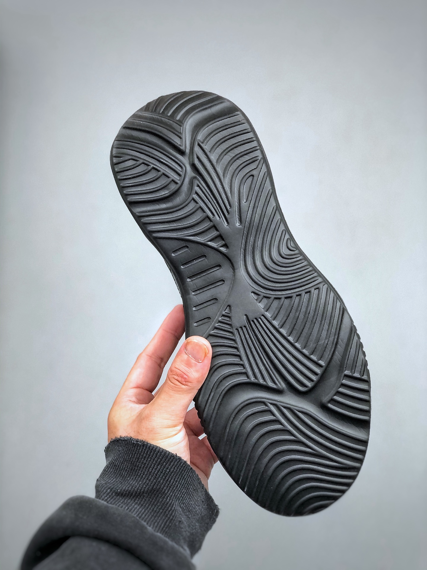 300 ECCO爱步跑步鞋百搭舒适 秋冬新款厚底休闲运动鞋男鞋 518821黑