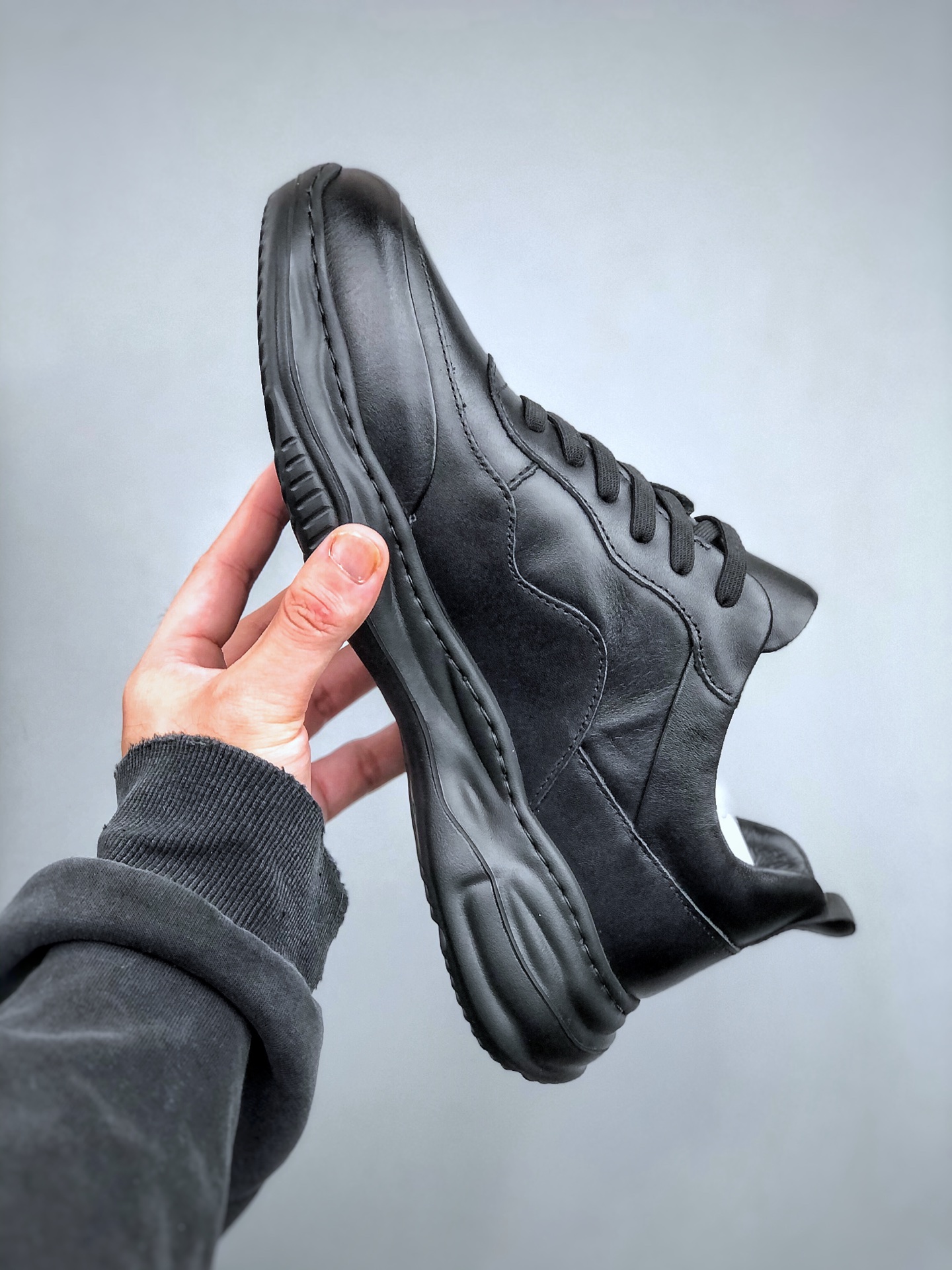 300 ECCO爱步跑步鞋百搭舒适 秋冬新款厚底休闲运动鞋男鞋 518821黑