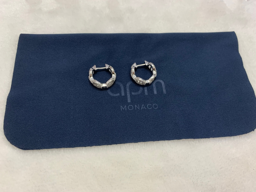 ⭐️[新品]⭐️APM Maille Marin银白色圈形耳环简约时尚女耳饰生日礼物