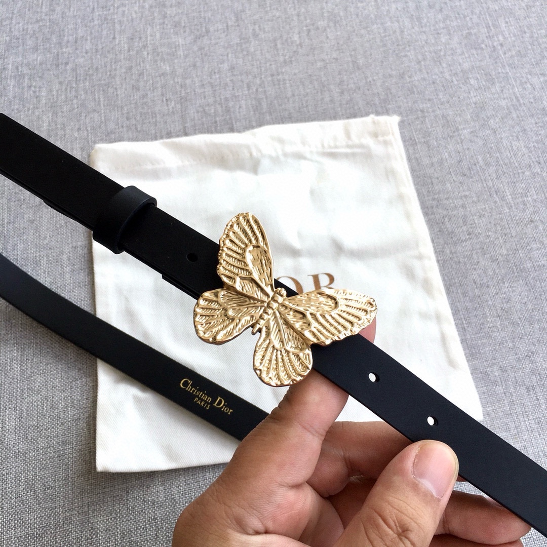 迪奥  专柜在售爆款  👏👏👏 感谢客户反馈实拍图,顶级货 自己看细节 2.0CM 都有货   码数齐 2
