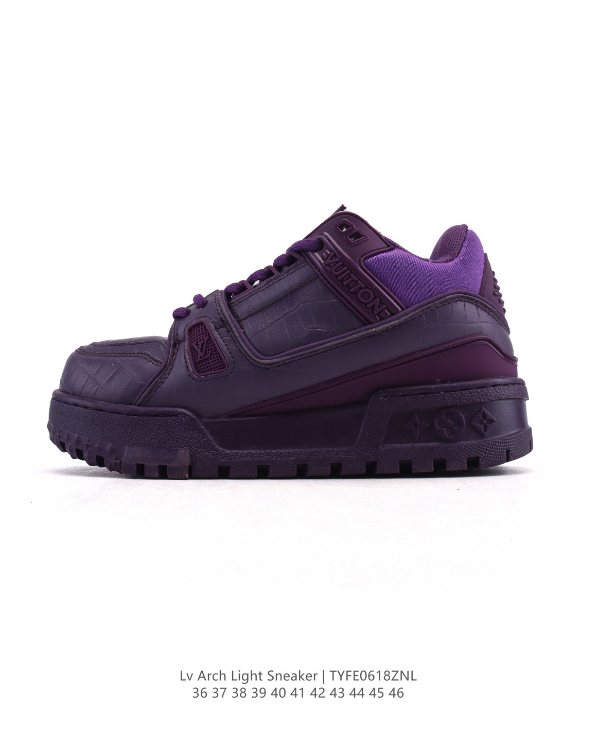 🈴
【帝王版】LV小胖丁 路易威登 Louis Vuitton LV路易威登板鞋 时尚运动鞋潮厚底增高男女鞋。舒适防滑底和百搭性霸屏整个时尚娱乐圈，细节调整完美主义！采用柔软皮革帆布拼接鞋面，独家开模大底， 侧边采用3D打印标志性Logo 尽显贵族时尚气息，配带正品全套包装。全新LV路易威登Louis vuitton Trainer Sneaker Low 休闲运动文化百搭板鞋。 
类型：男女鞋
尺码：36-46