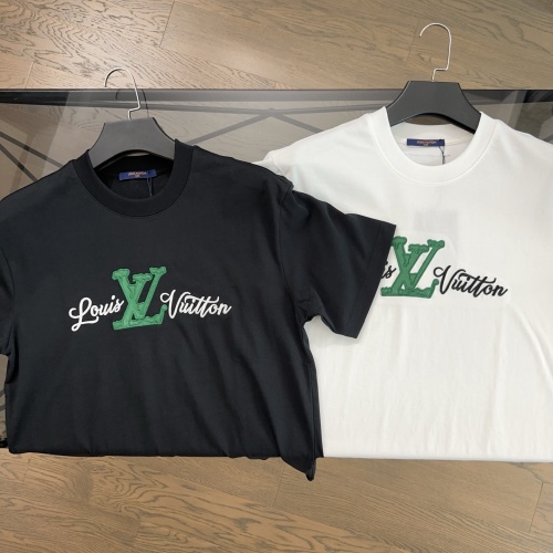 Louis Vuitton 2025 Summer Embroidered Logo Short Sleeve T-Shirt, Classic Design 1 Louis Vuitton 2025 Summer Embroidered Logo Short Sleeve T-Shirt, Classic Design