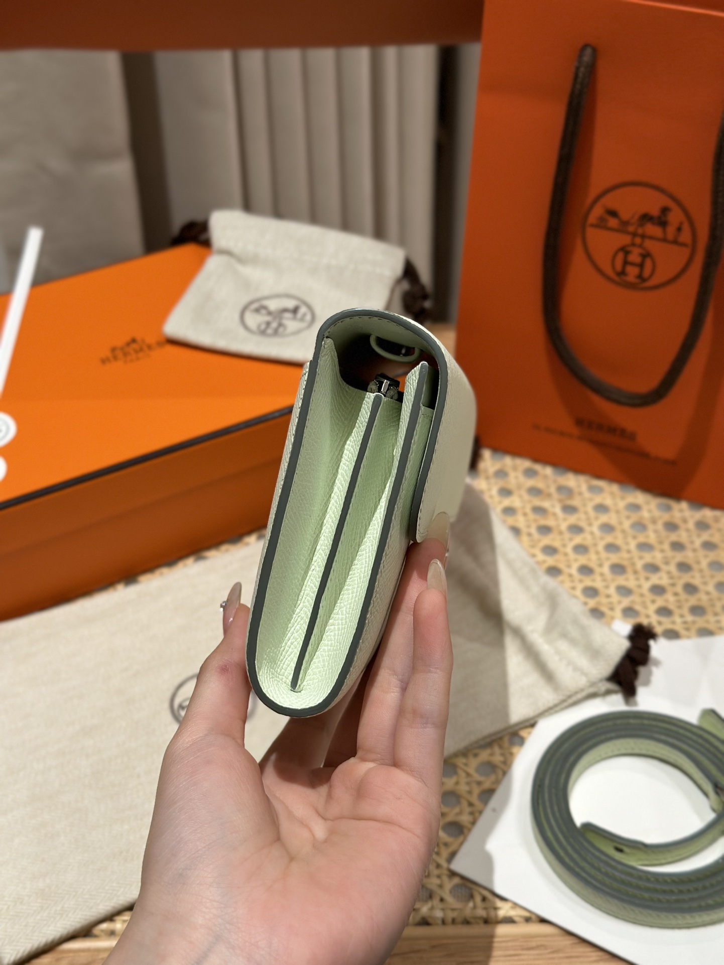 Hermès Handmade Constance Constance to go, bubble green, palm print leather, silver buckle WOC series