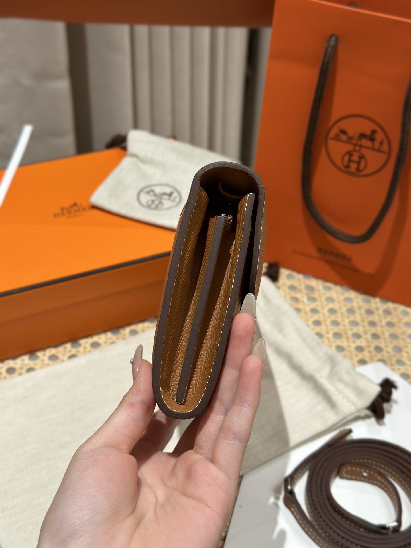 Hermès Handmade Constance Constance to go, golden brown, palm print leather, silver buckle woc series