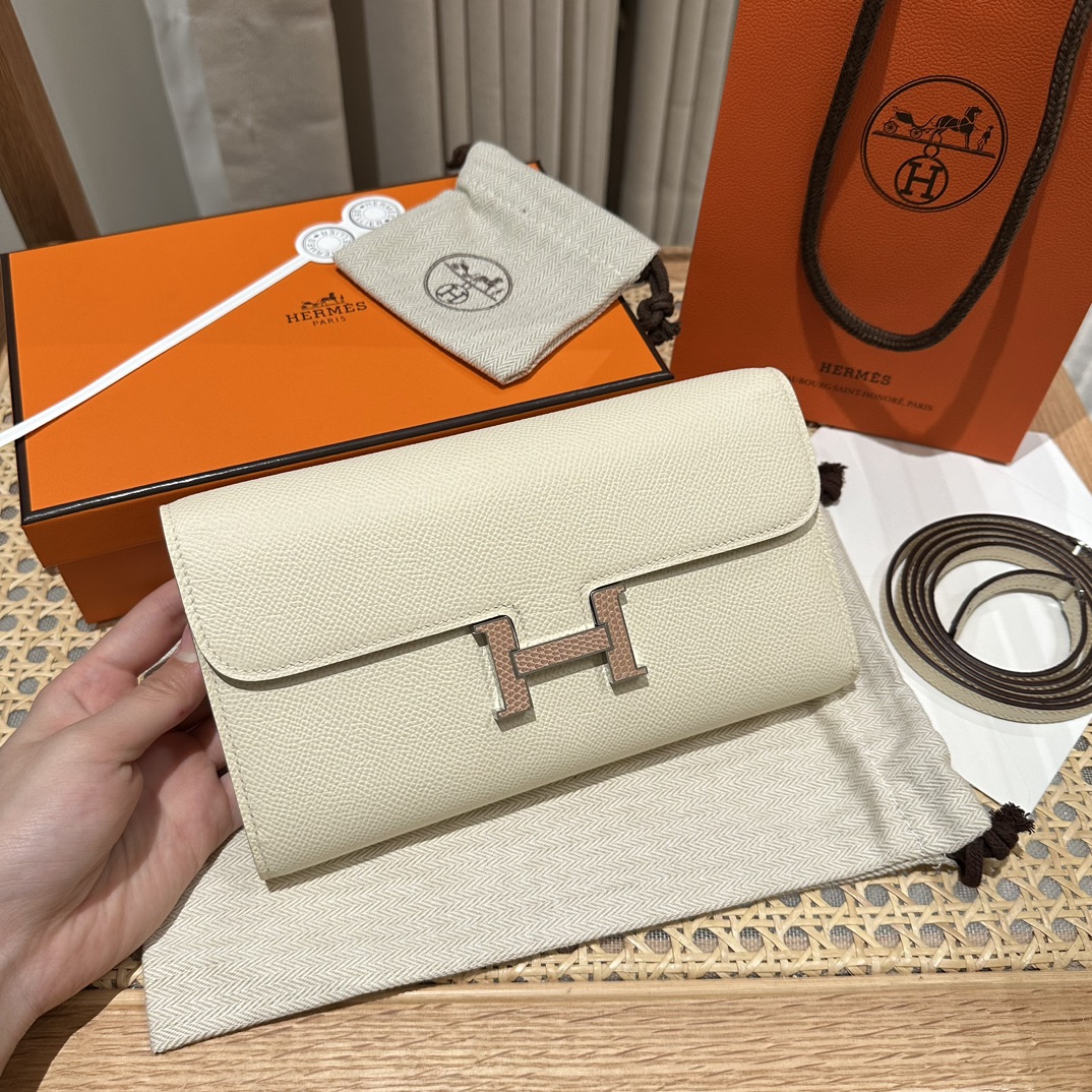 Hermès Handmade Constance Constance to go, cream white, palm print leather, lizard silver buckle WOC series