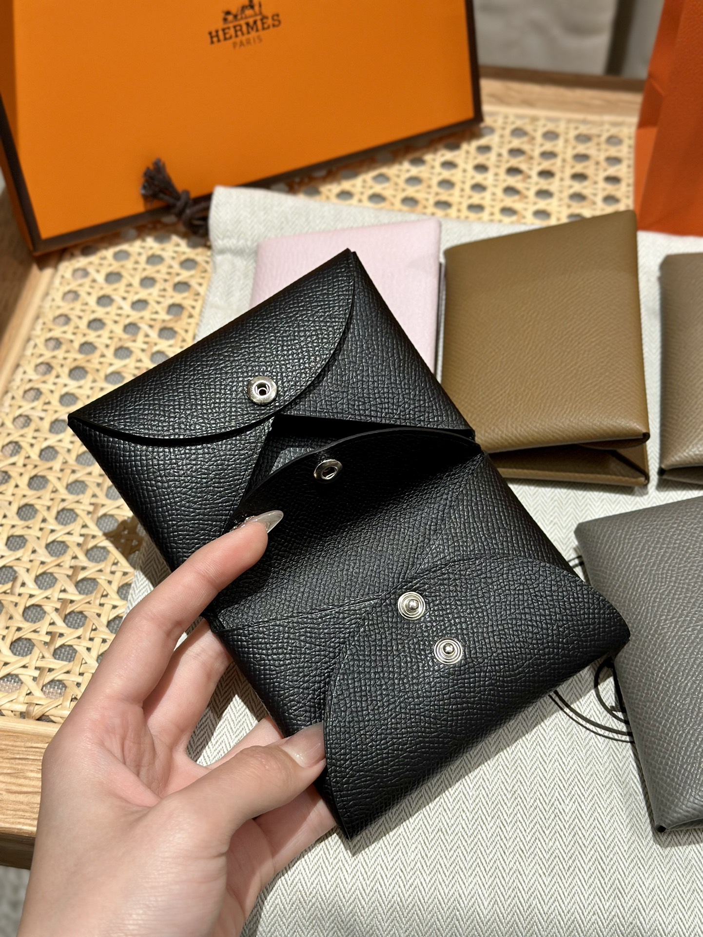 에르메스 지갑 135152 Hermes Wallet 썸네일 이미지