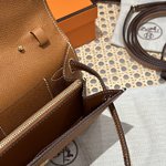 Hermes Kelly Crossbody & Shoulder Bags Brown Coffee Color Gold Hardware Cowhide Epsom