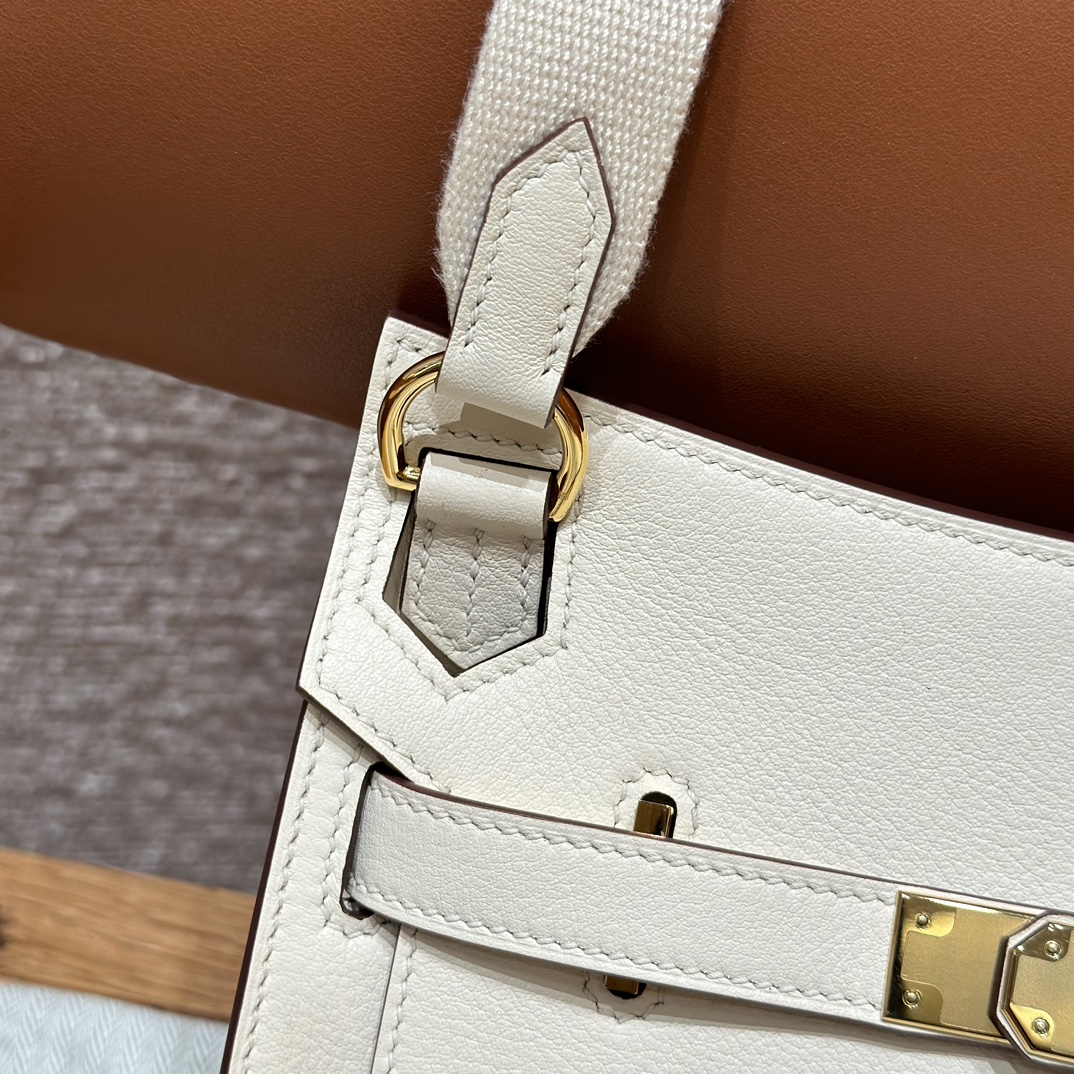 Elegant Mini Jypsiere 23cm Swift Leather Cream White Gold Buckle Handbag 5 i1714916588 1395 2
